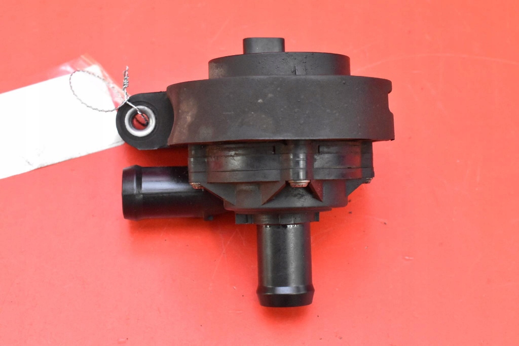 pumpa pumpa cirkulacije vode 13592753 OPEL AMPERA-E 60 kWh 204 KM 17-20