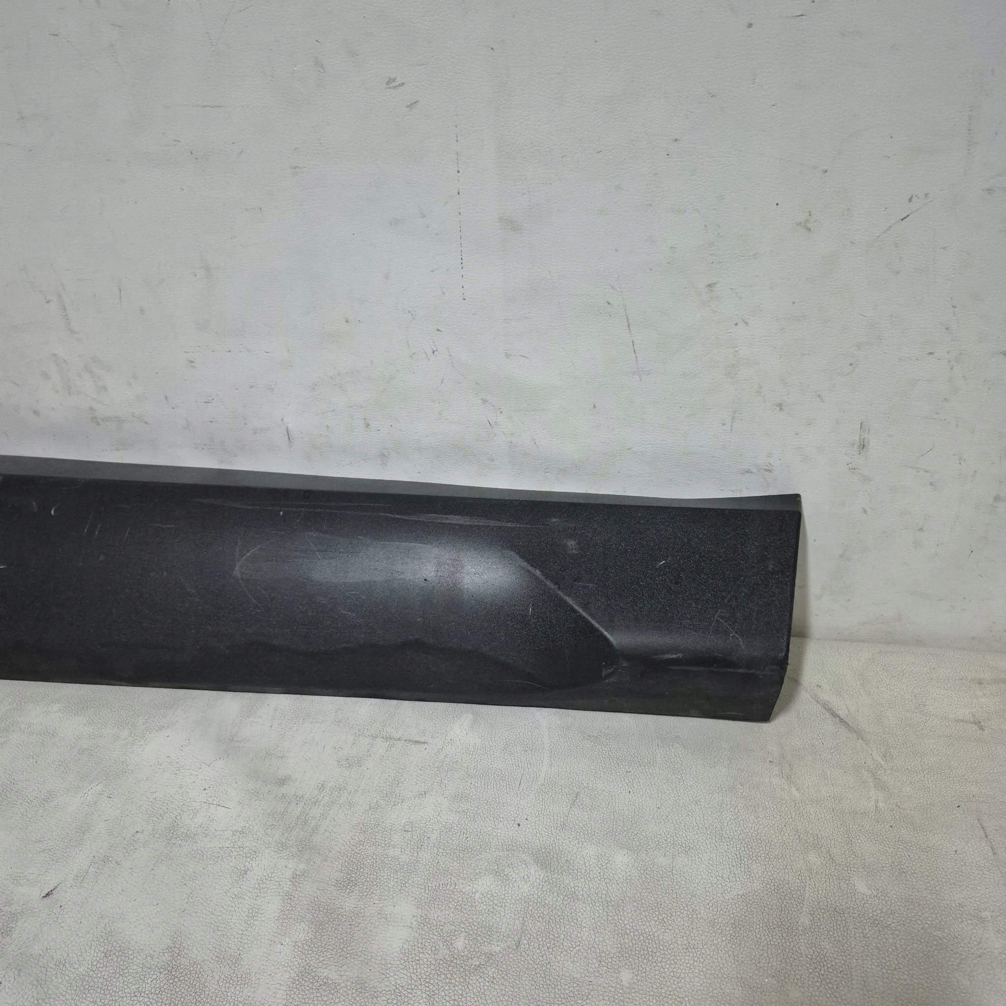 HYUNDAI TUCSON IV 4 20-> moulding cap door right front