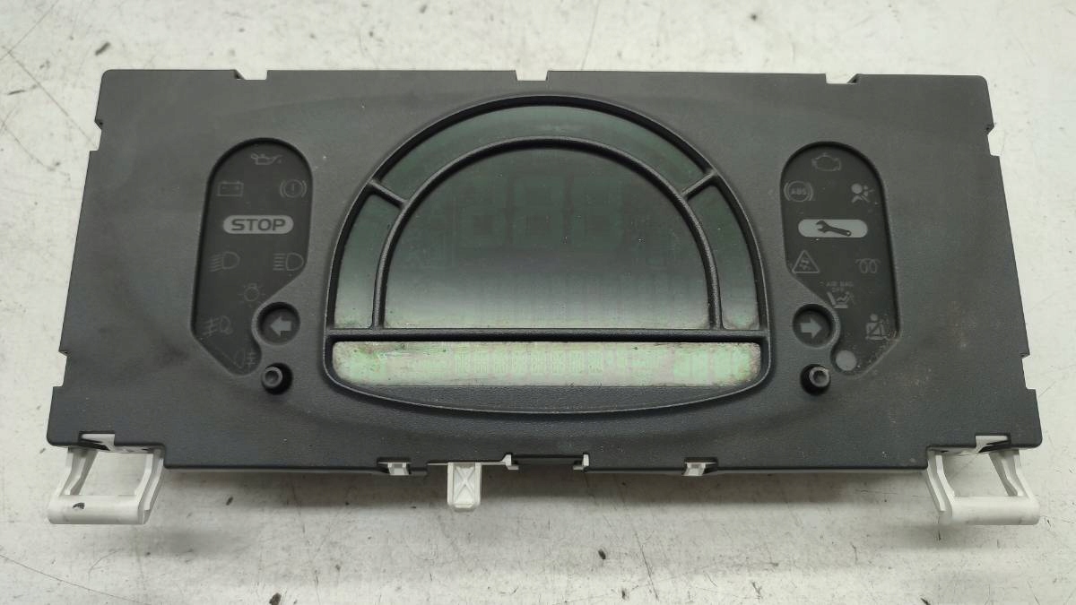 спидометр часы 8200418021E renault MODUS 1.2 b европа