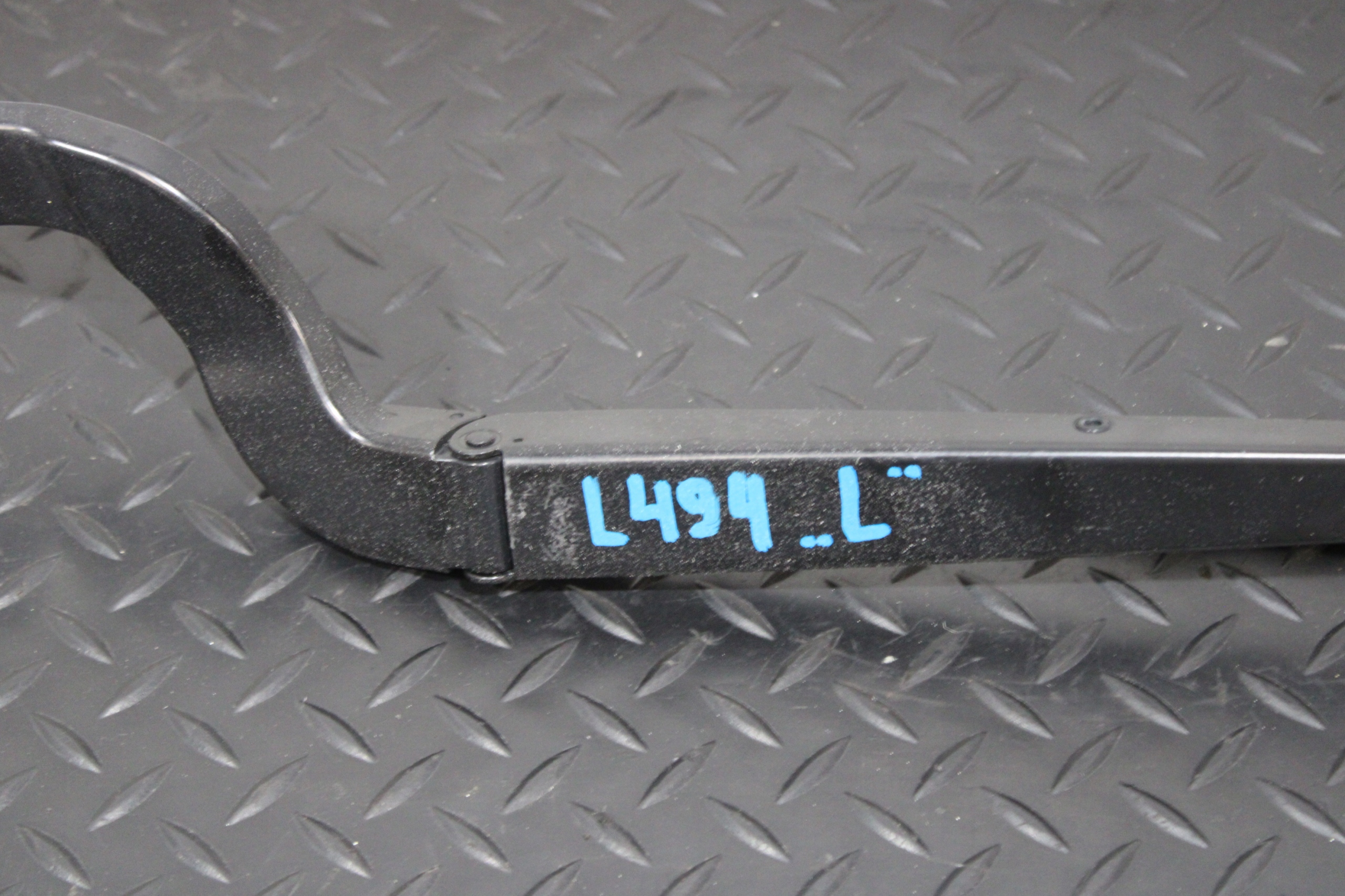 wiper arm wiper left RANGE ROVER SPORT II 2 L494
