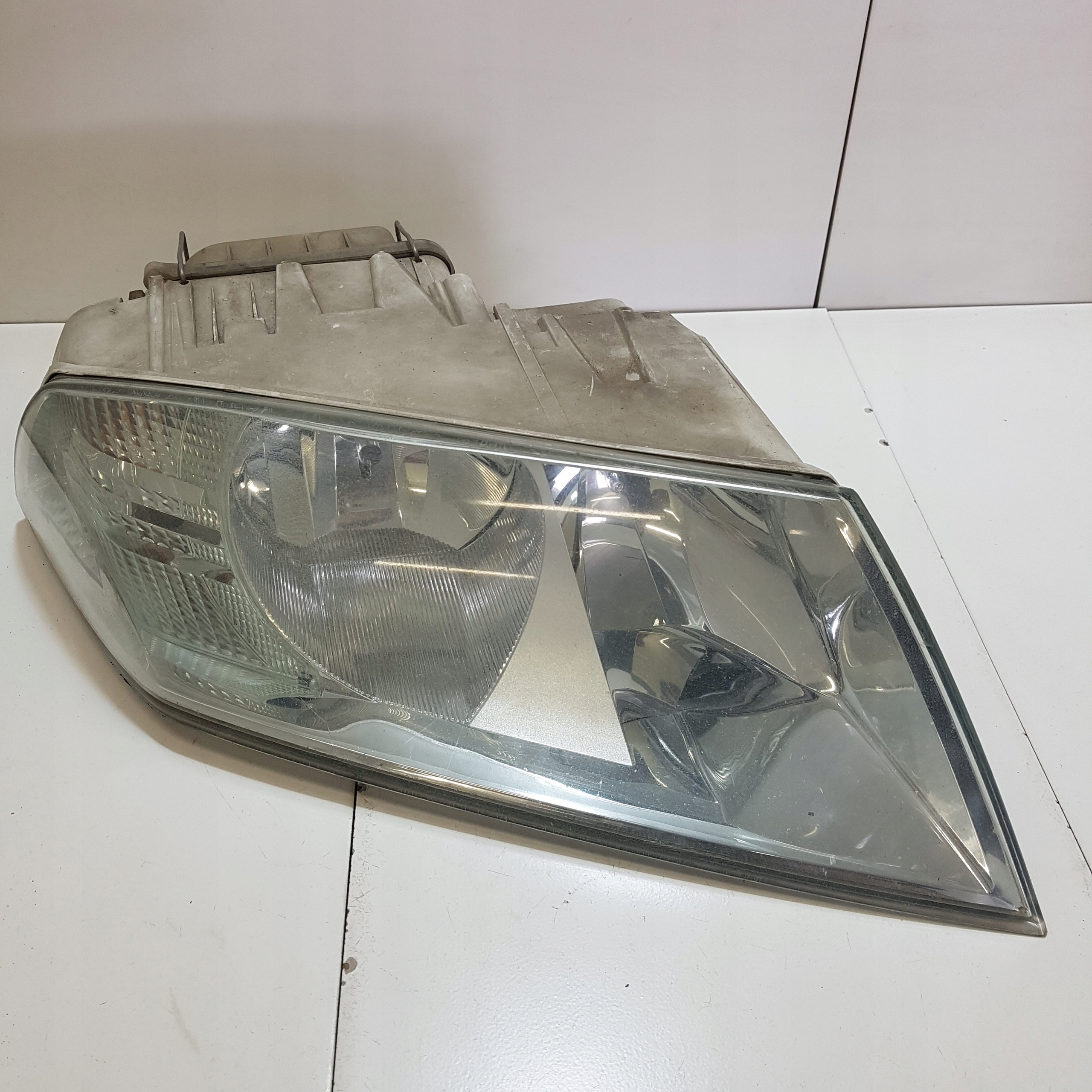 light right front SKODA OCTAVIA 2