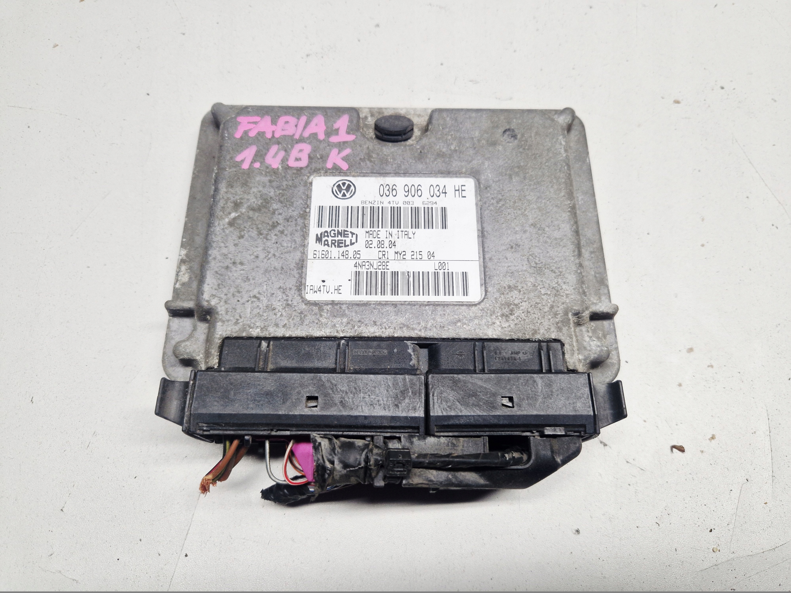 SKODA FABIA 1 1.4 16V petrol computer control unit of the engine 036906034HE