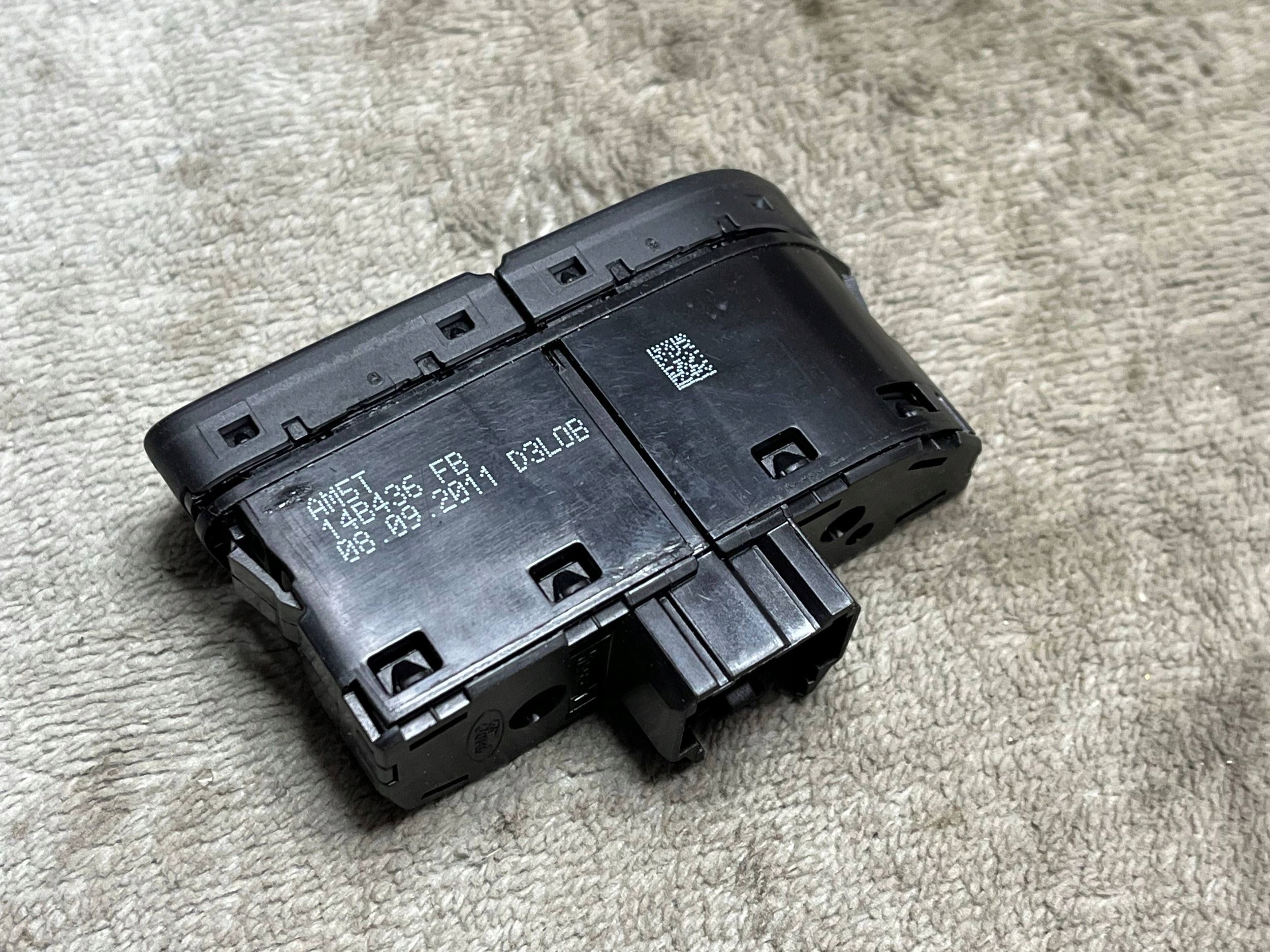 FORD FOCUS Pulsante START/STOP 1696453
