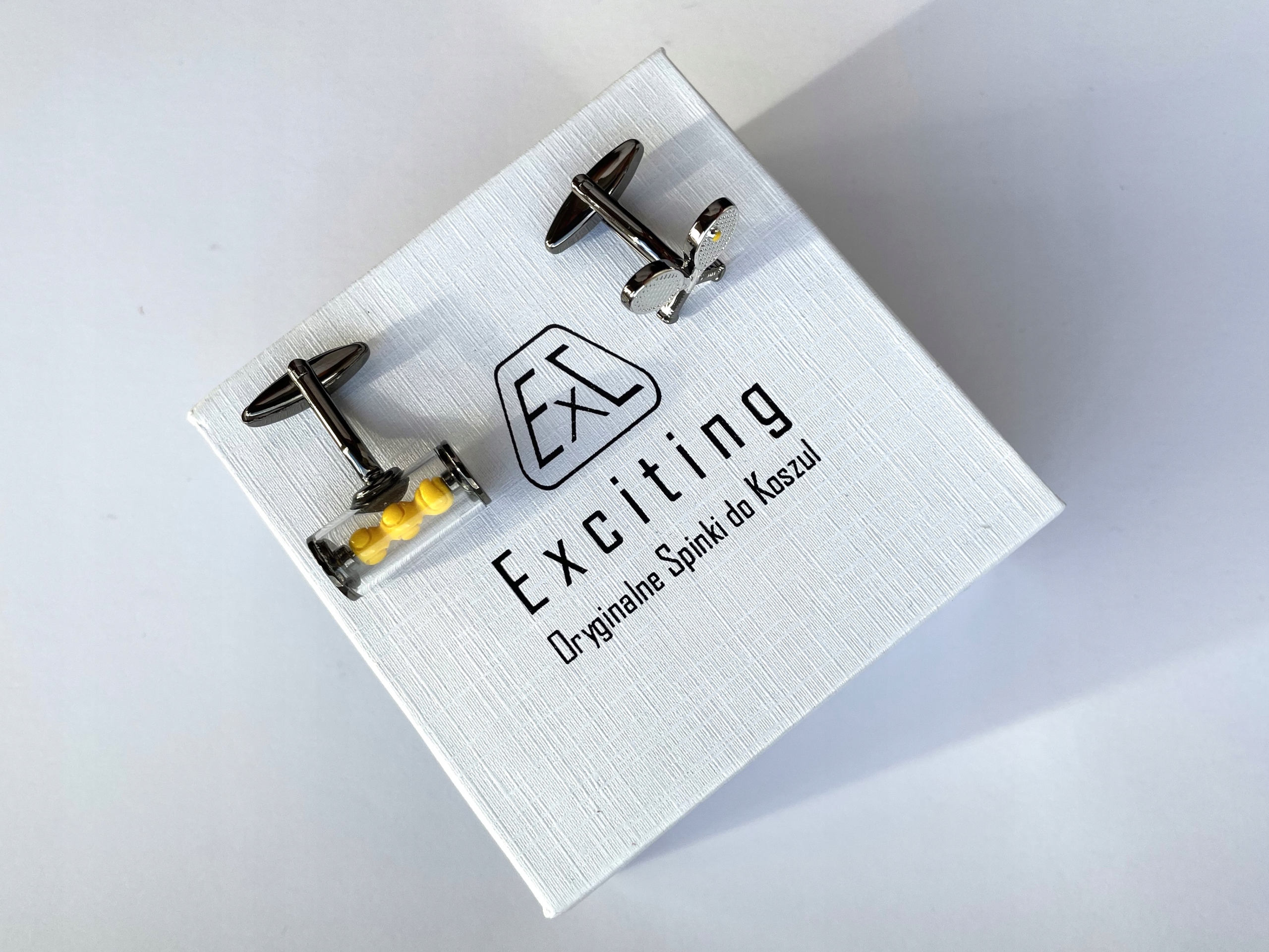 Titanové manžetové knoflíčky Exc Rakety a tenisové míčky V Pouzdru jako dárek