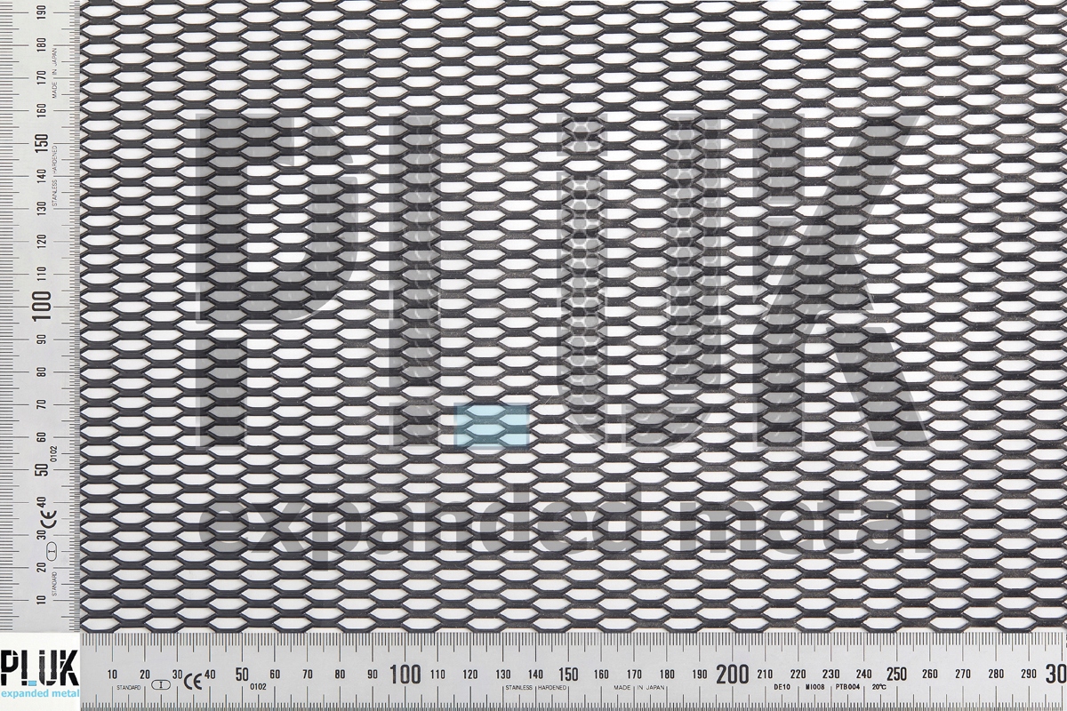 SIATKA TUNINGOWA czarna 12,5x4mm 100x40cm GRILL
