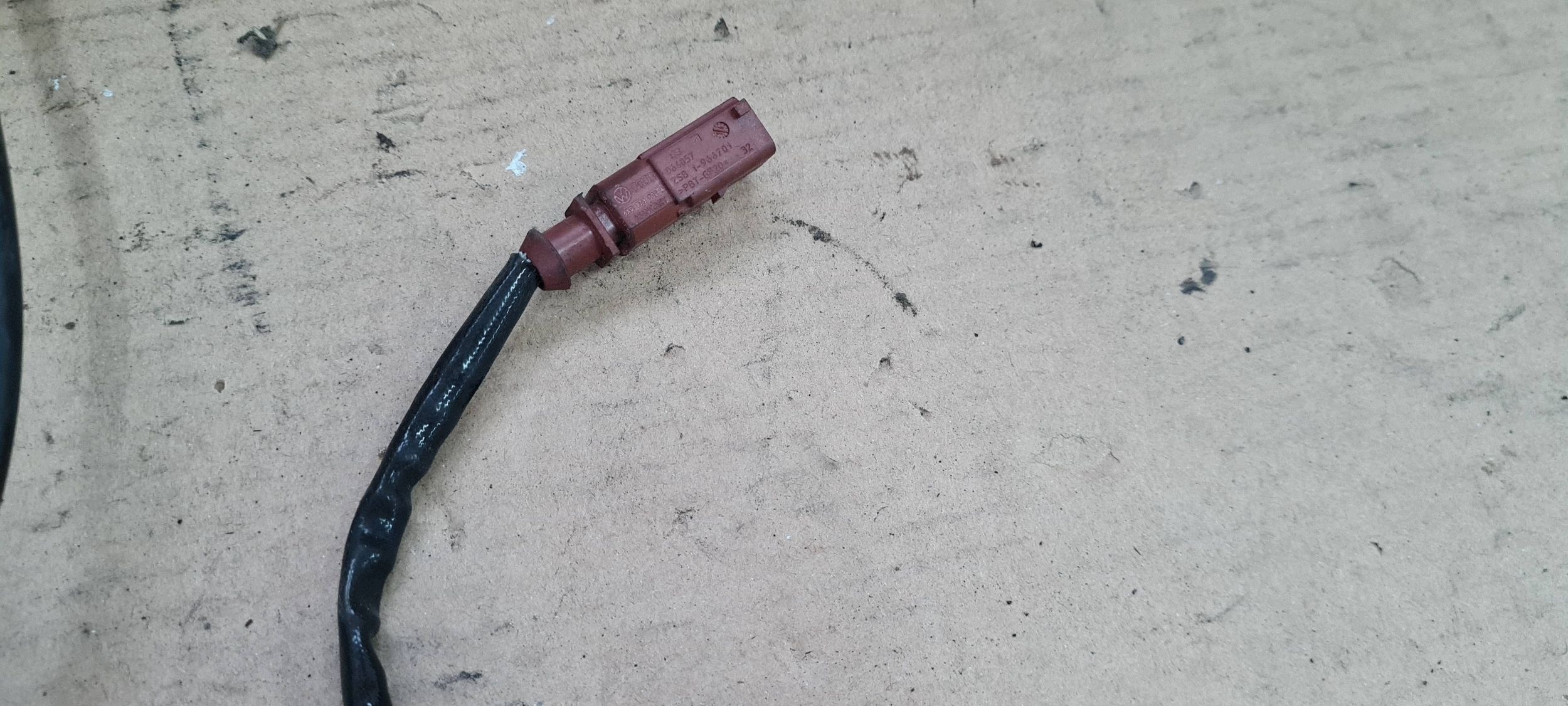 A6 C7 4G LIFT Sensor TEMPERATURY Gase 2.0 TDI 4G0906088K A4 B8 Q5