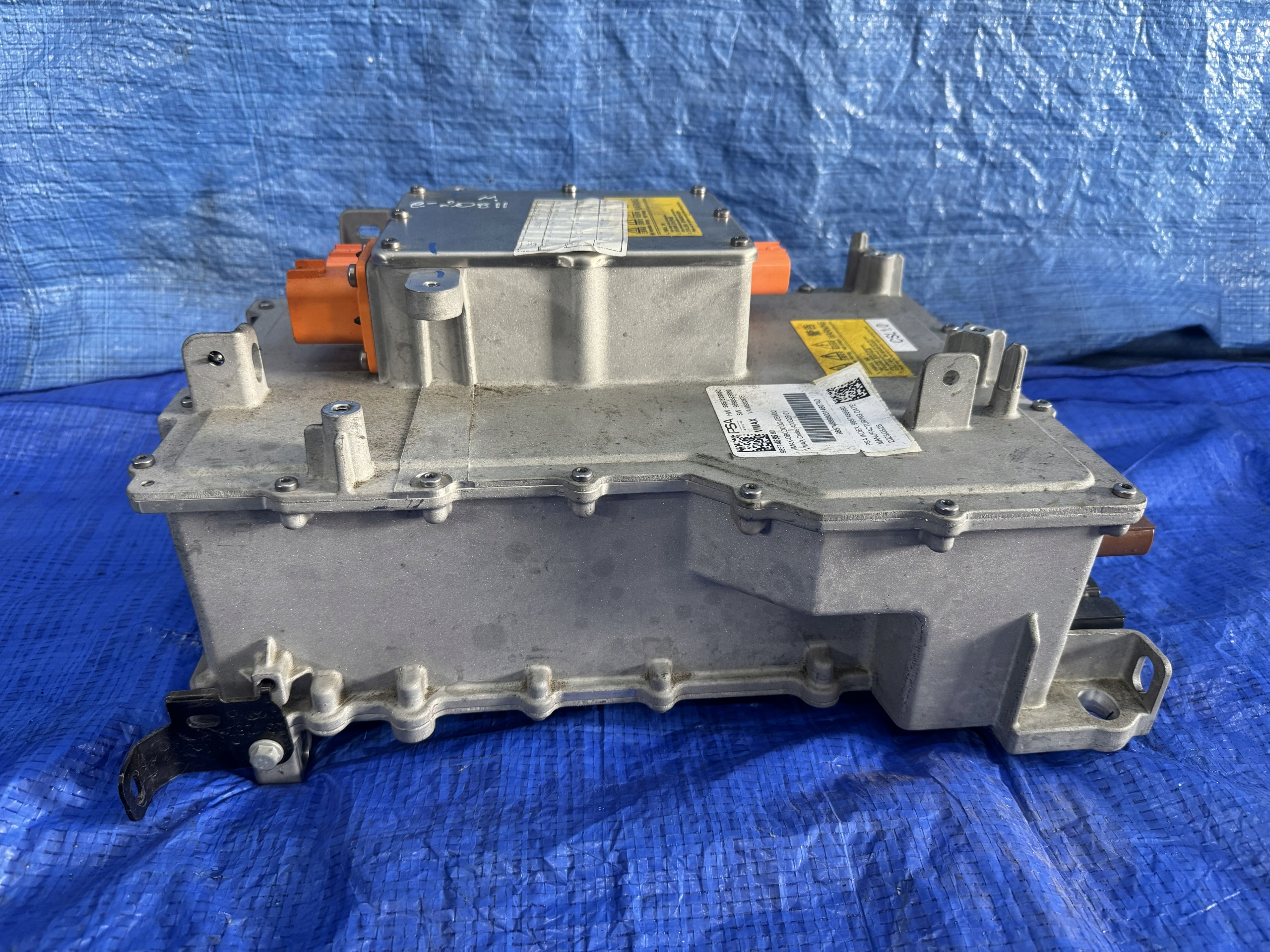 PRZETWORNICA INWERTER FALOWNIK PEUGEOT E-208 II LIFT 2023