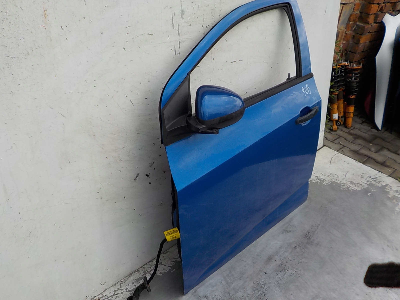 908 CHEVROLET AVEO II T300 5D door left front
