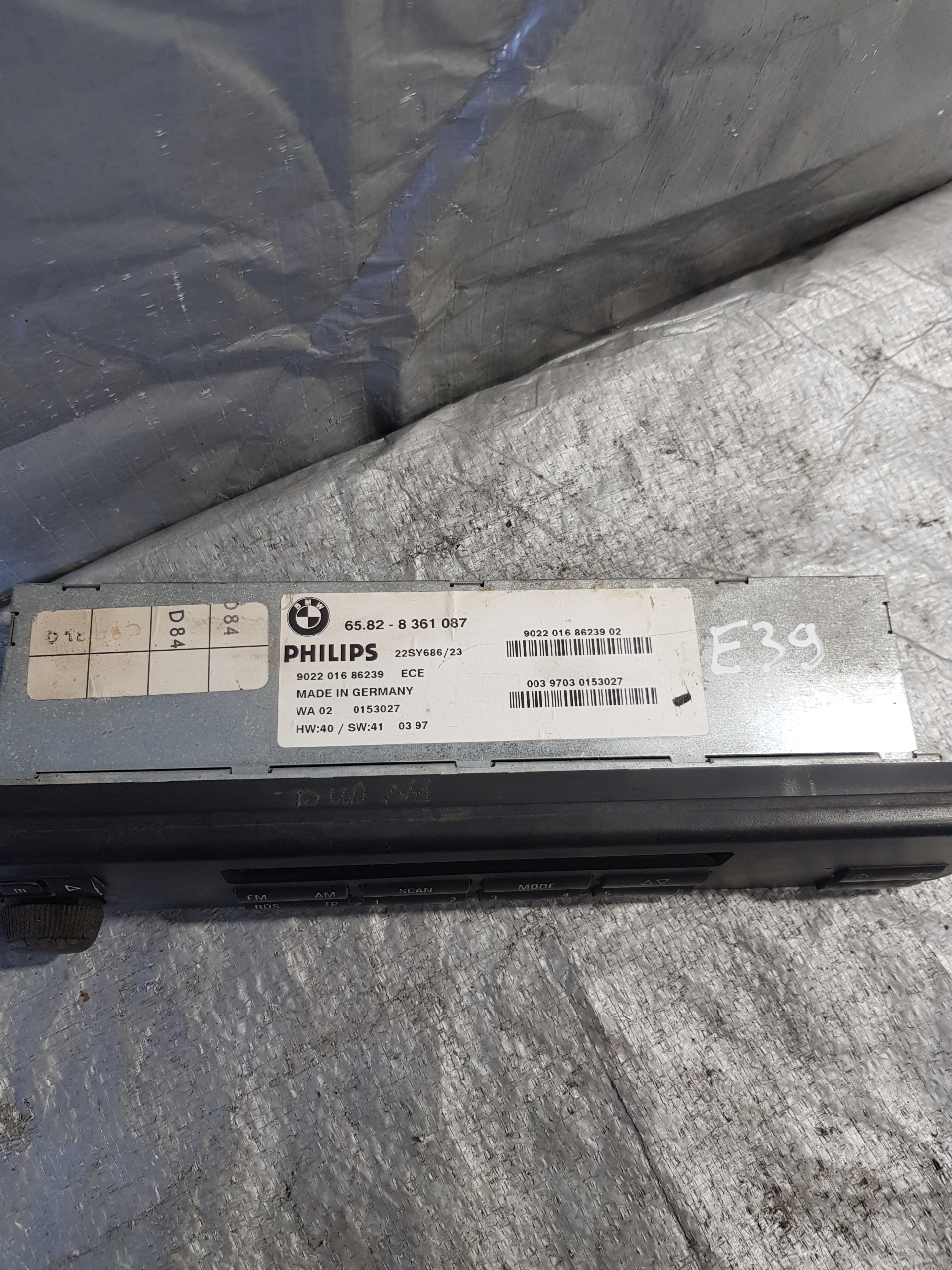 BMW E39 RADIO 65.82-8361087