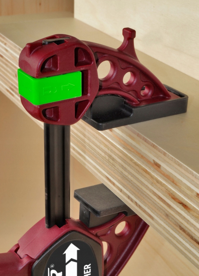 PIHER Ścisk stolarski Quick 300mm 80mm 150kg 52630 Waga produktu z opakowaniem jednostkowym 0.78 kg