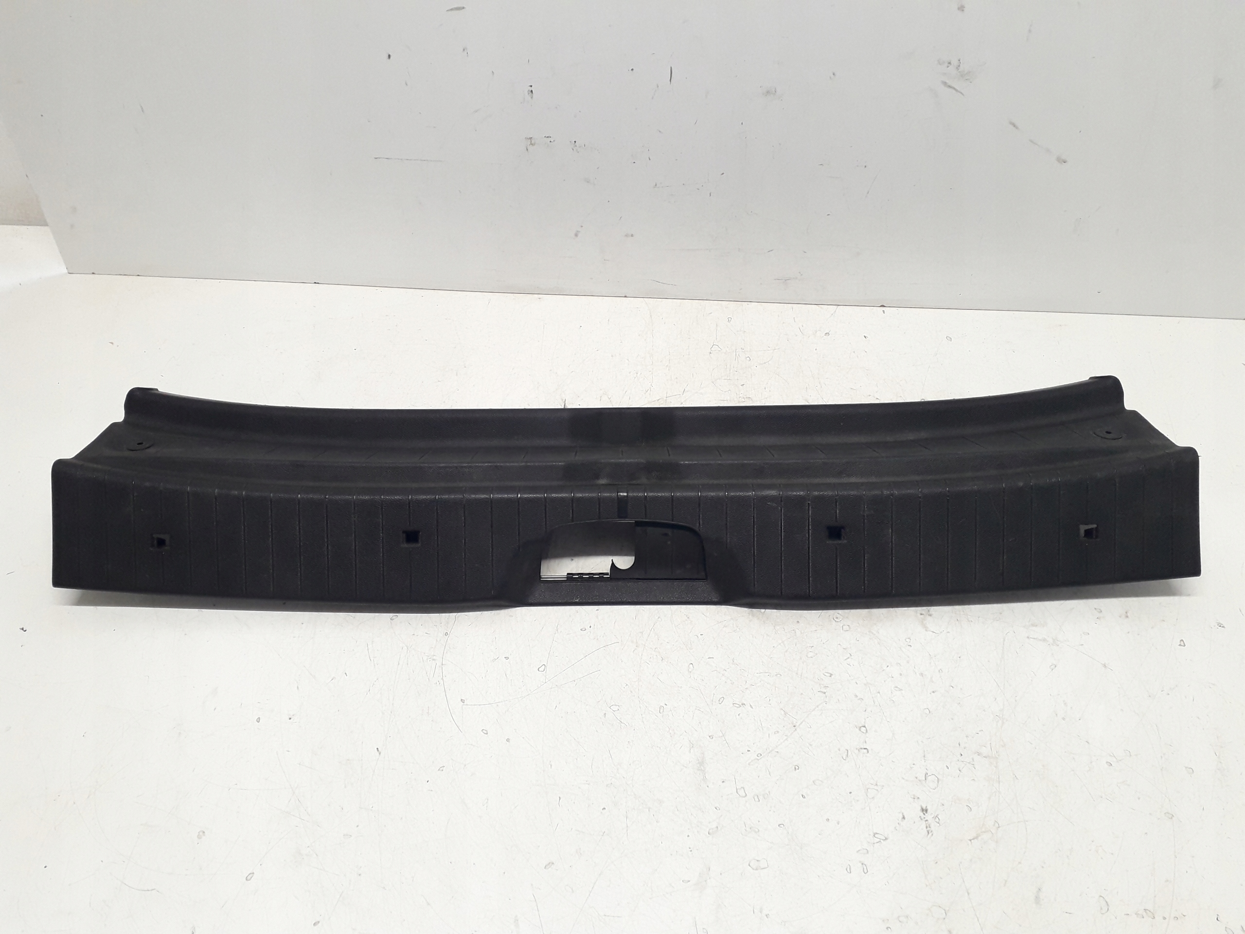 MERCEDES A W169 04-12 OSŁONA PASA BAGAŻNIKA 1696900041