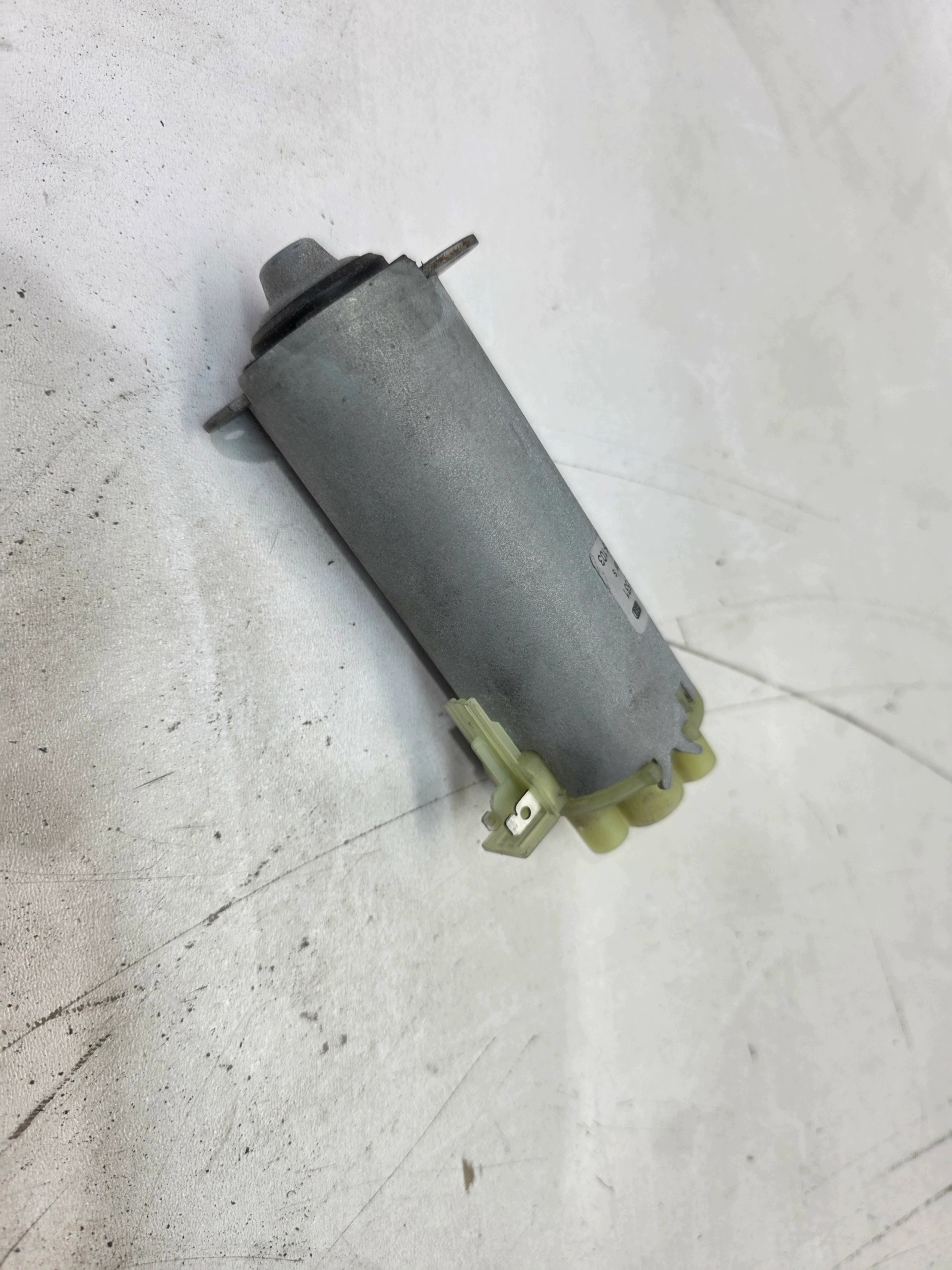 motor regulations- sitz AUDI A6 C6 0130002531