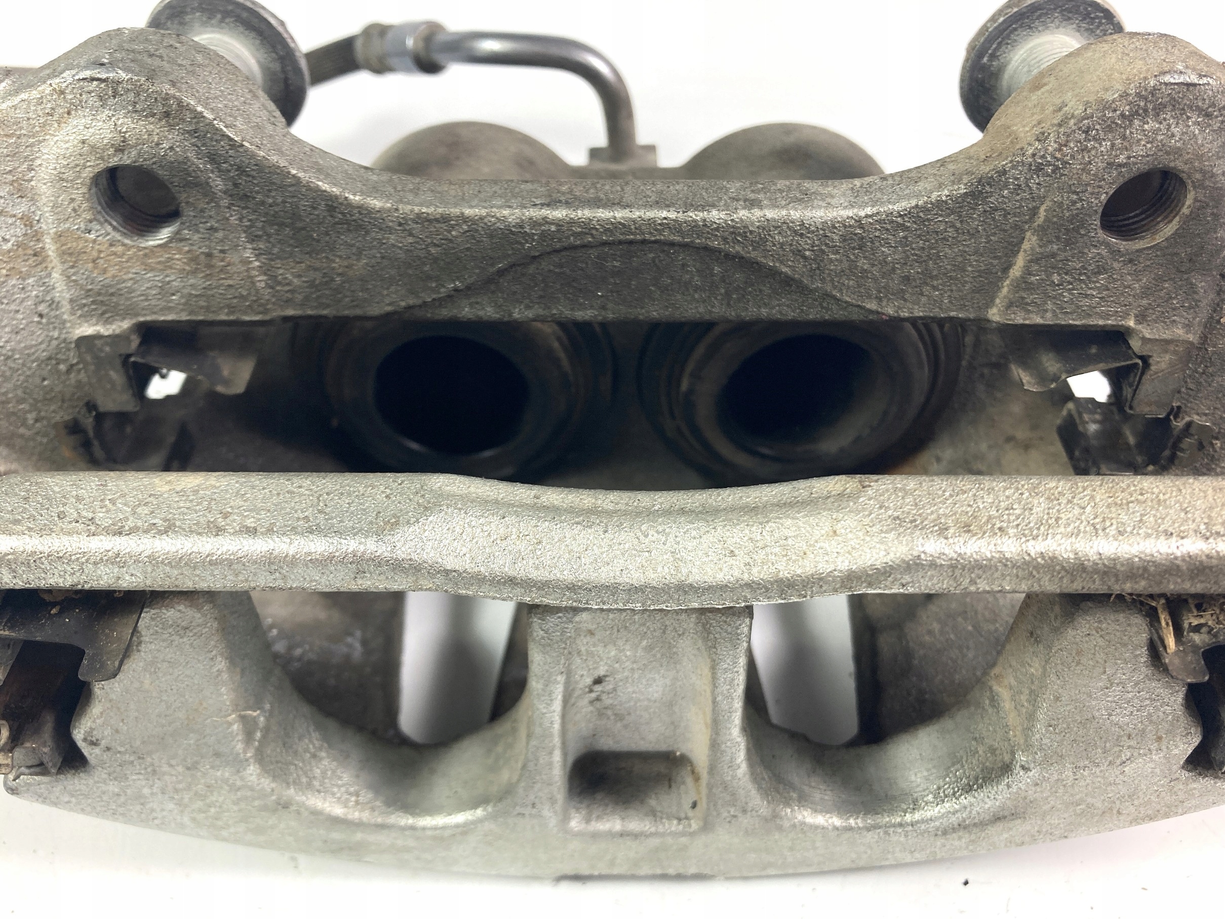 Pacifica hybryda 2017-20 caliper brake left front front 3.6
