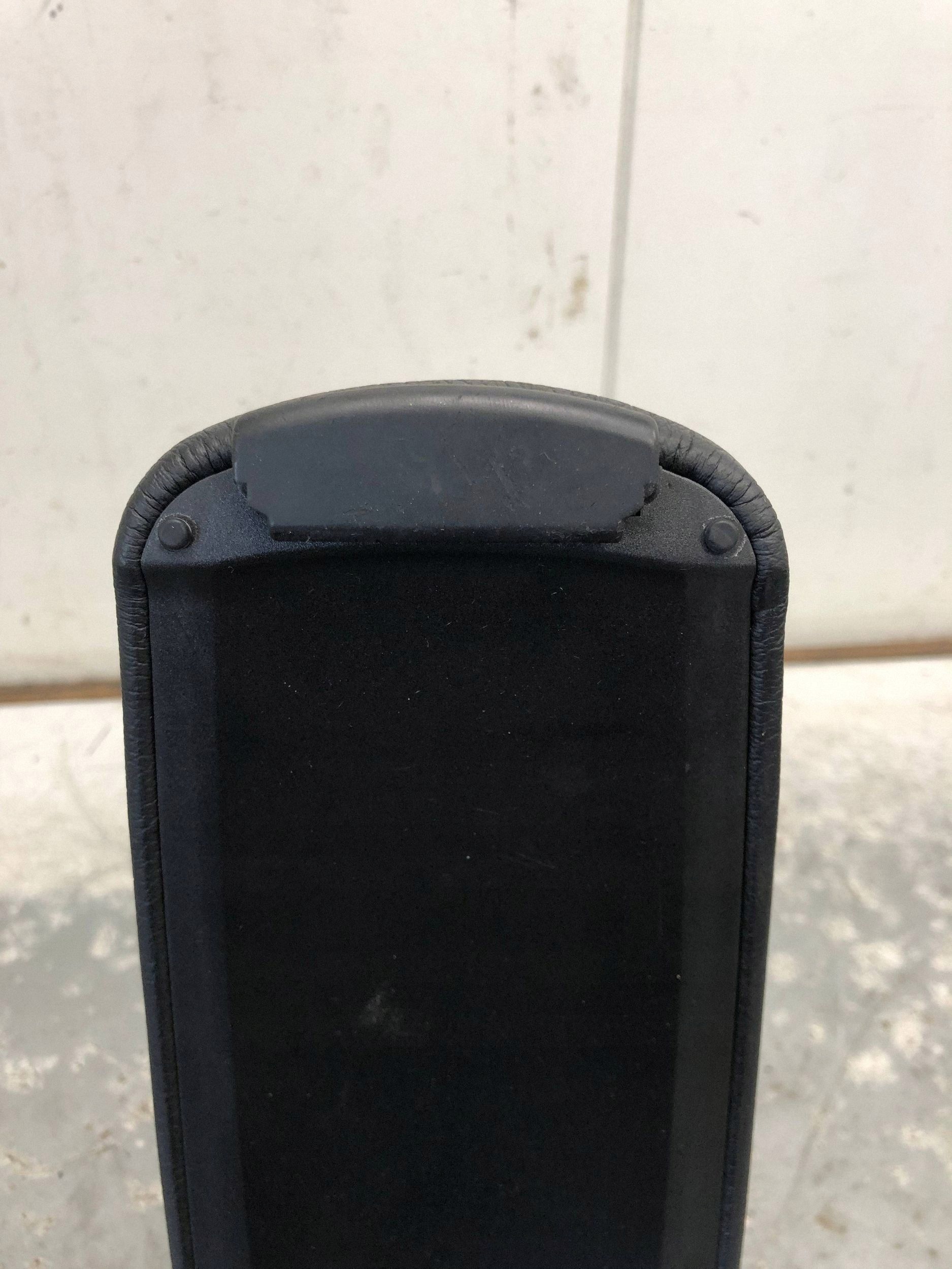 armrest leather AUDI A4 B6 8E0864207D