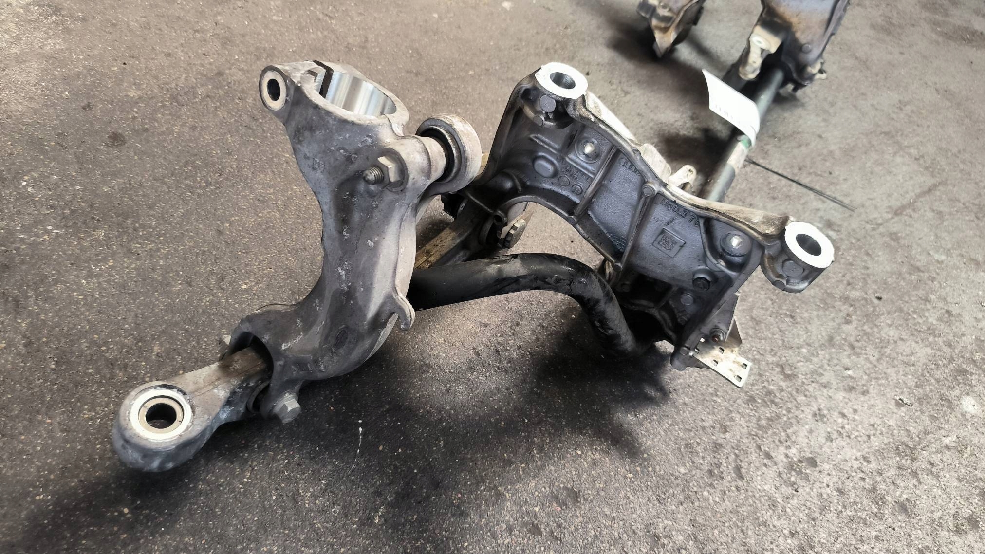 STABILIZATOR front 80A411305C AUDI Q5 II FY