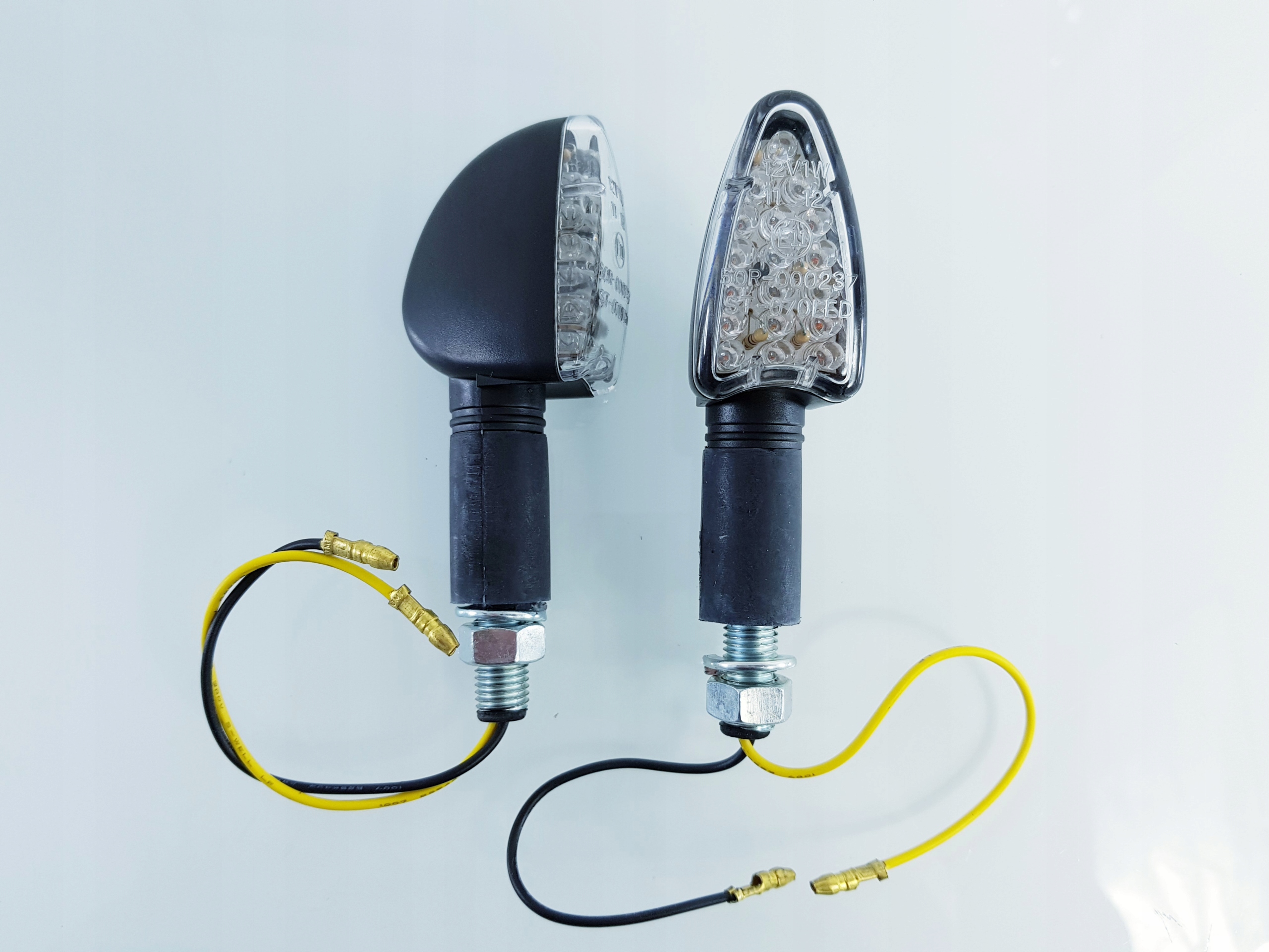 A333 KIERUNKOWSKAZY LED LEDOWE MOTOCYKLOWE PARA