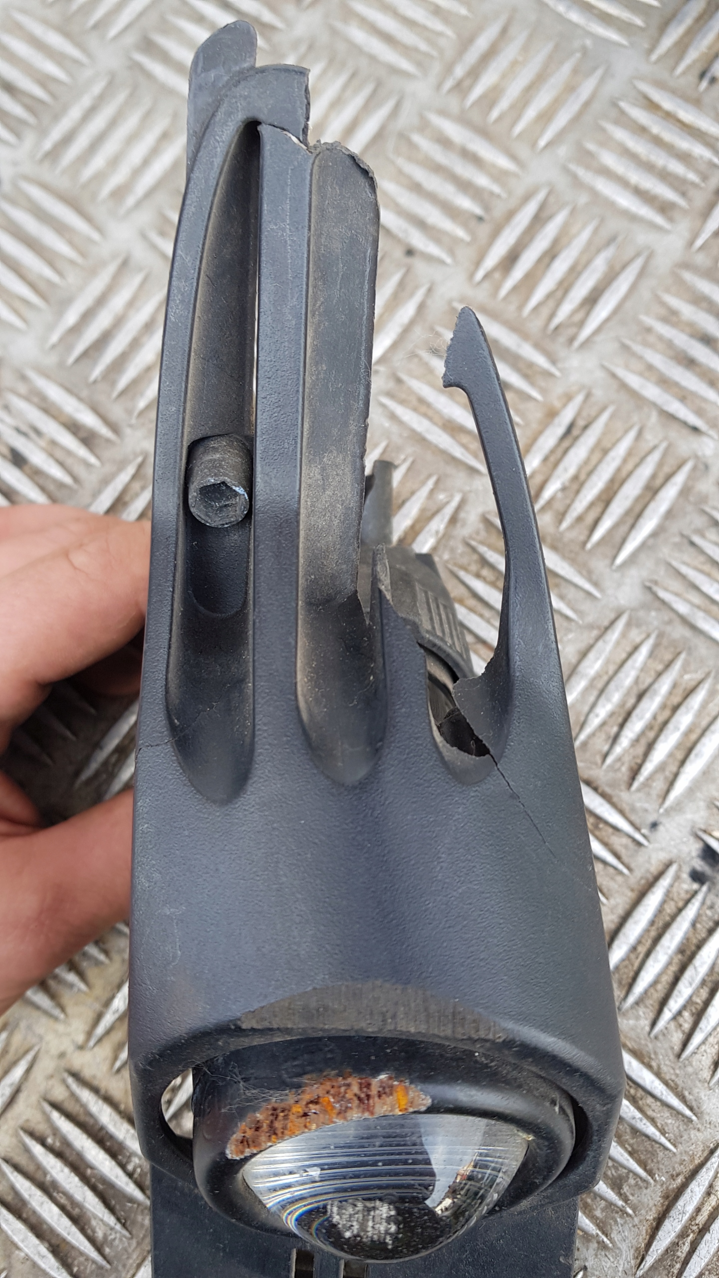 BMW E65 Nebelscheinwerfer Lüftungsgitter rechts