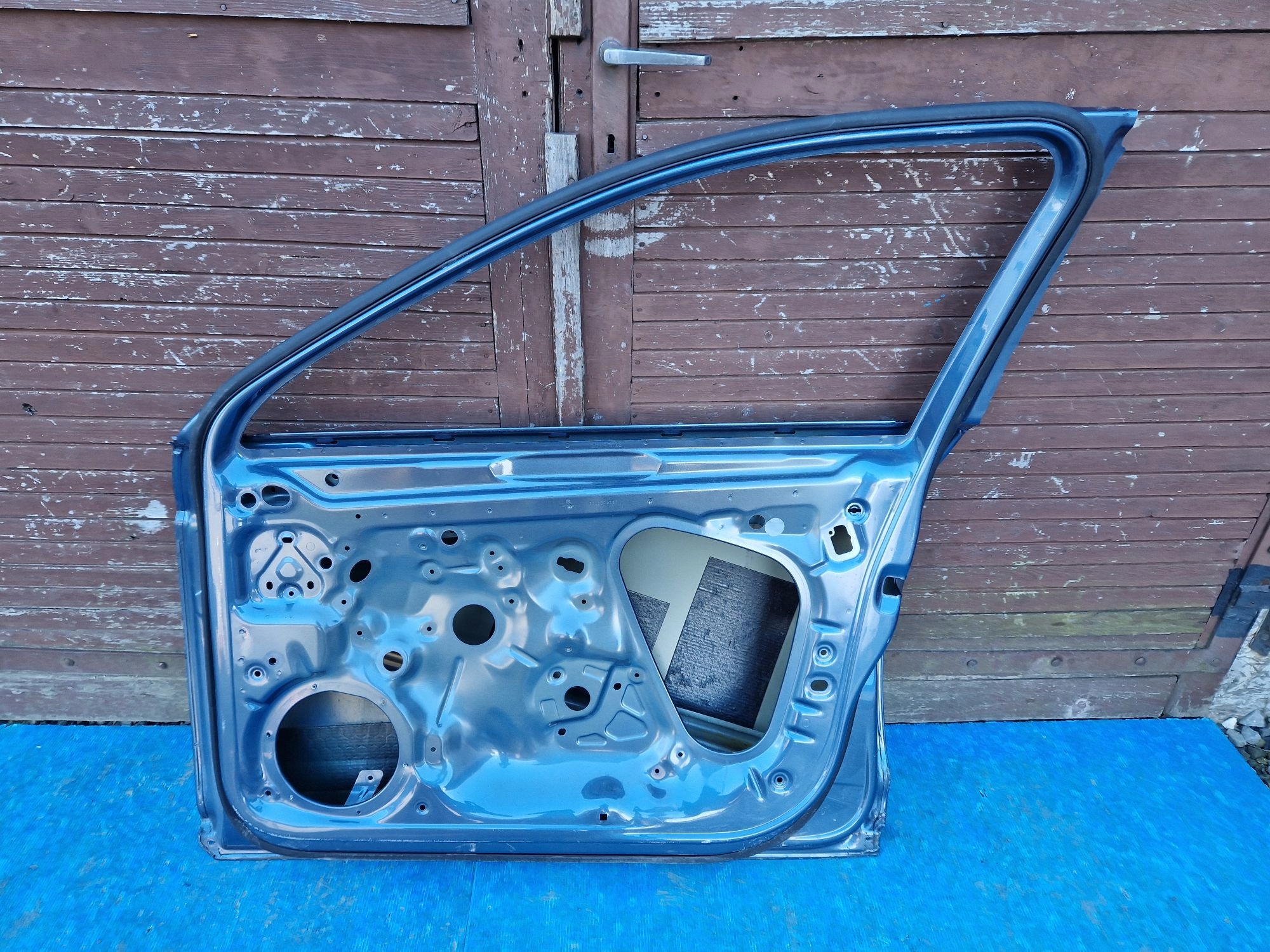 door right front VW PASSAT B8 2014R->