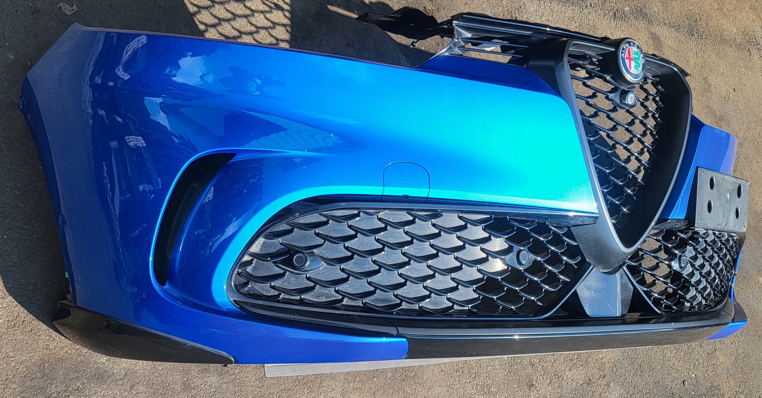 bumper front complete KAMERA 6XPDC ALFA ROMEO TONALE VELOCE blue 756