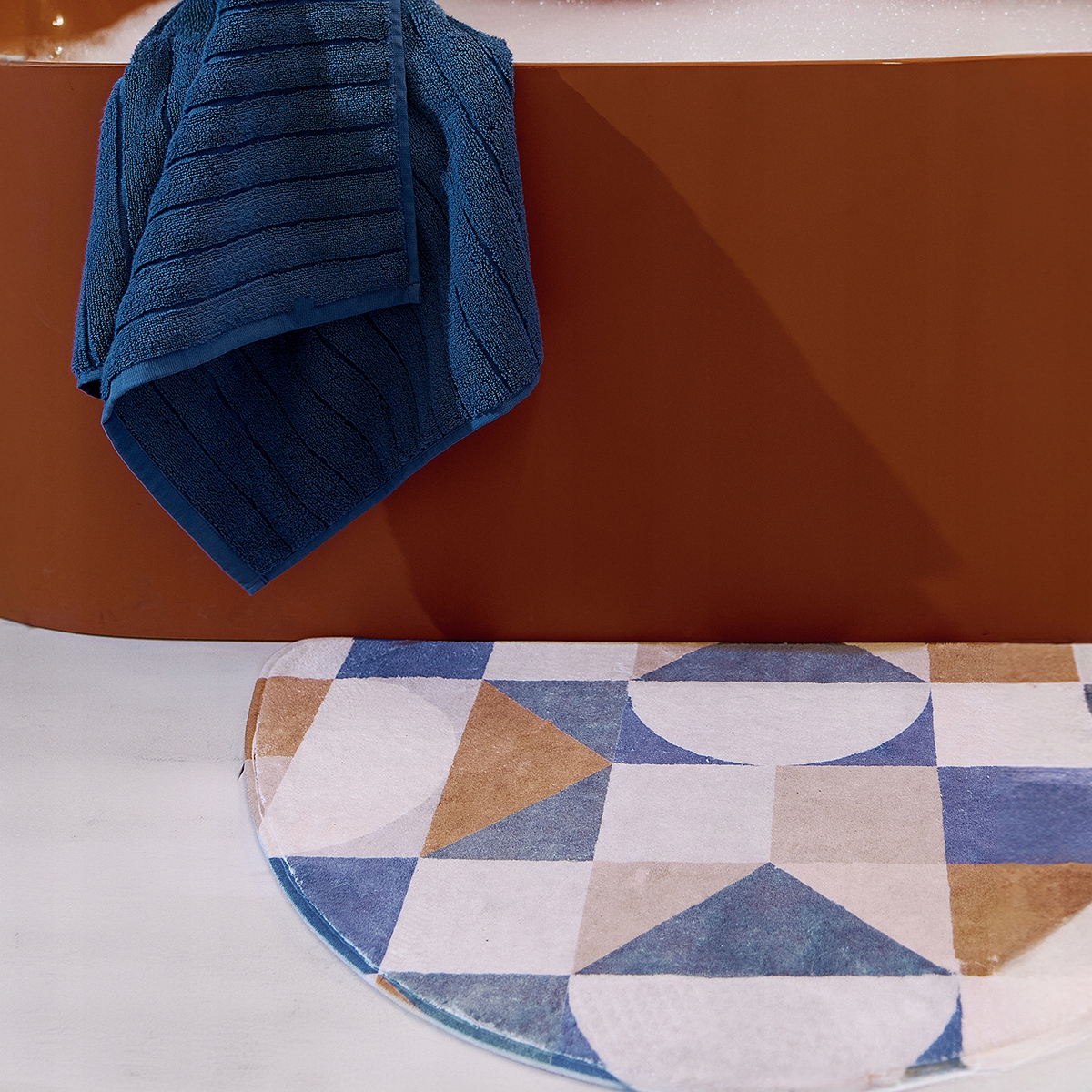 Dywanik łazienkowy CERSANIT z mikrofibry półokrągły 50x80 cm HOMLA EAN (GTIN) 5906496703041