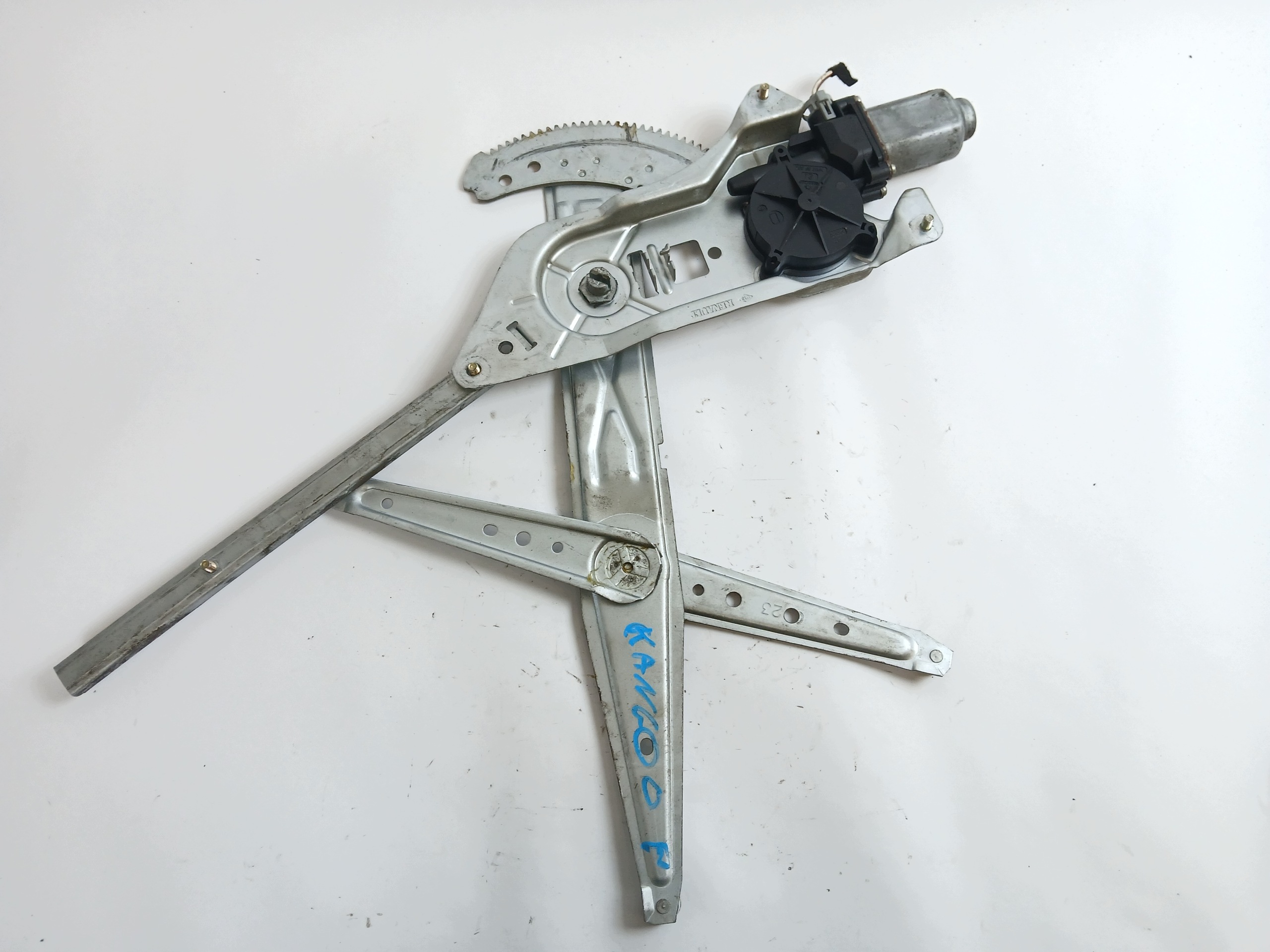 RENAULT KANGOO und fensterhebermotor rechts vorne 400664