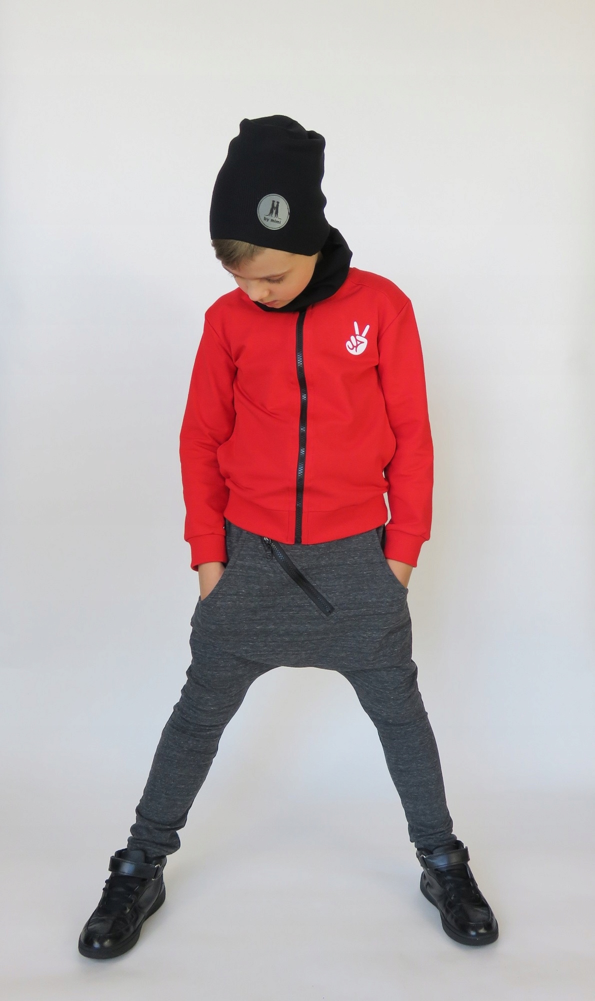 Grafitowe spodnie baggy 122 Caramba Mamma Wiek dziecka 7 lat +