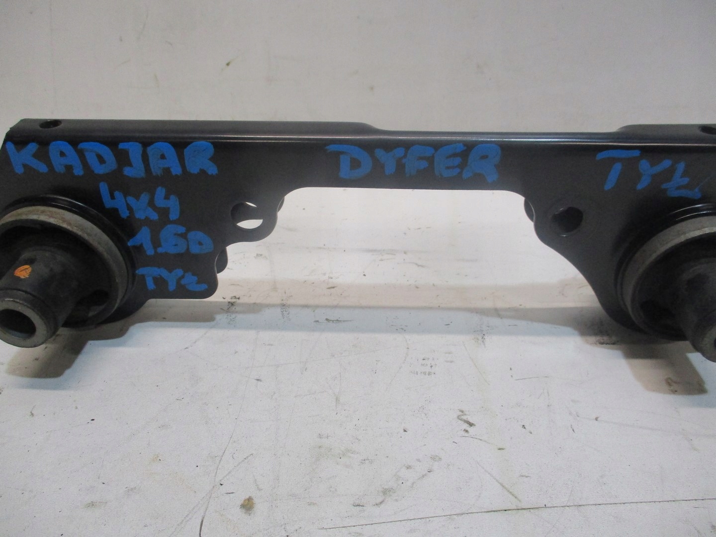 console dyfra rear part RENAULT KADJAR 4X4 1,6DCI rear