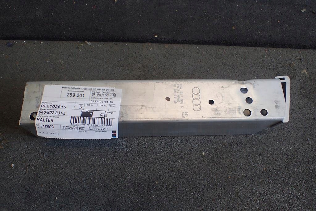 Strefa zgniotu bal far AUDI A4 B8 08- 8K