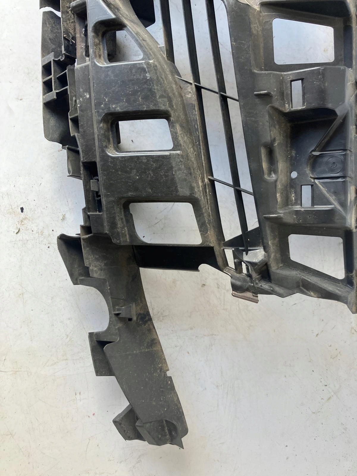 Supporto Paraurti GRILLA SCENIC III LIFT 620363078R