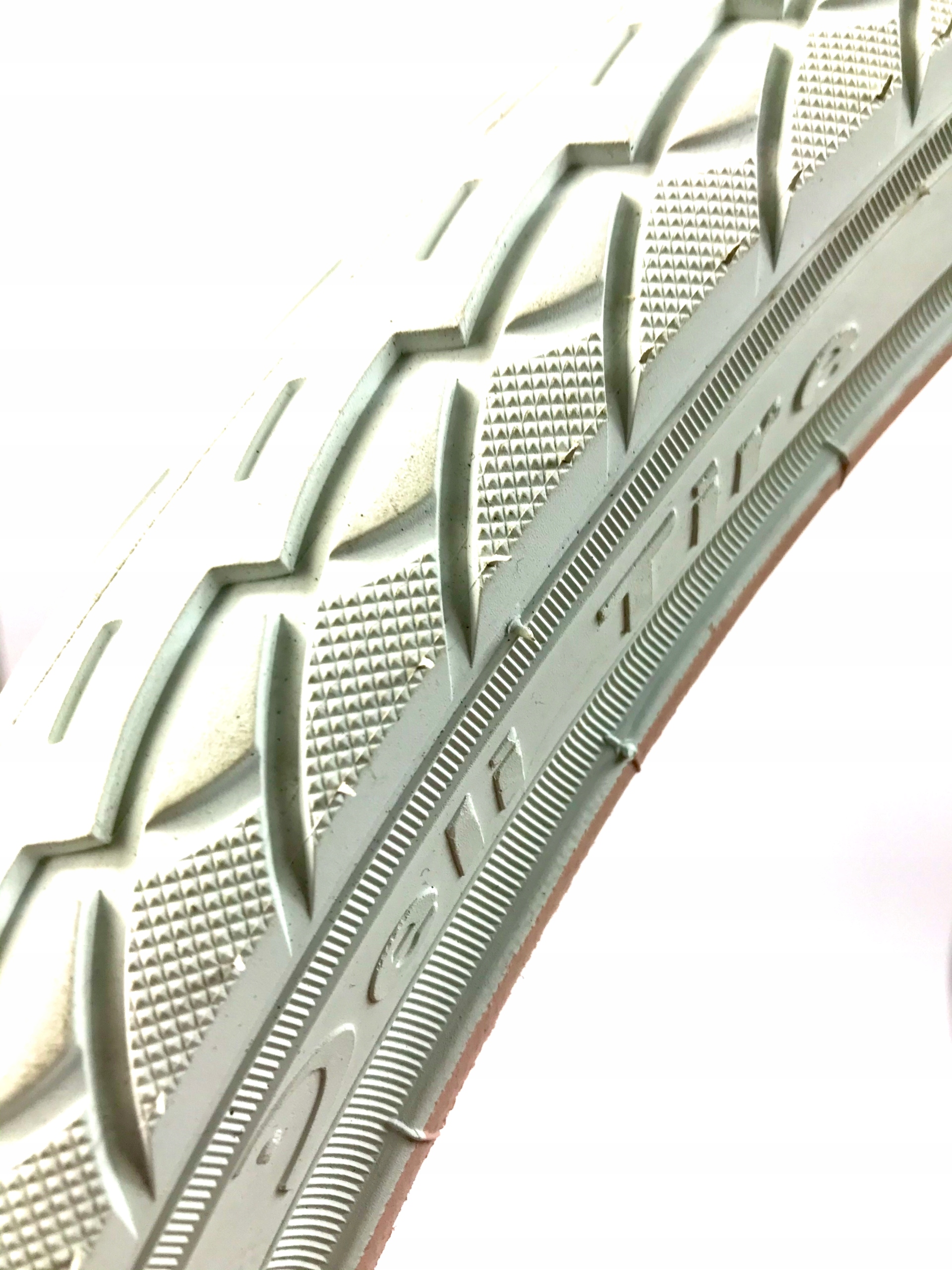 

Opona rowerowa kolor biały 26x1.75