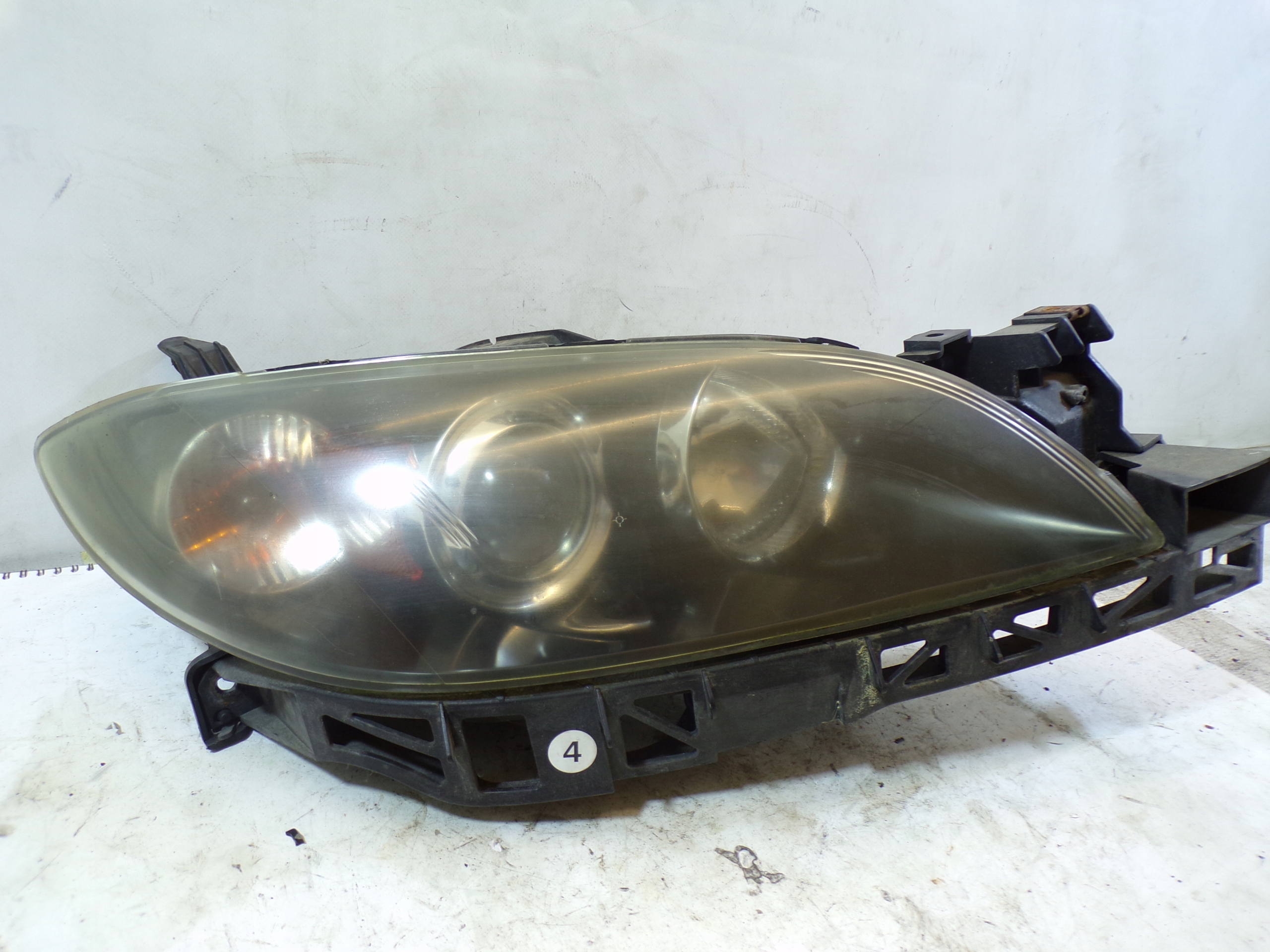 light front front right MAZDA 3 BK HB (4)