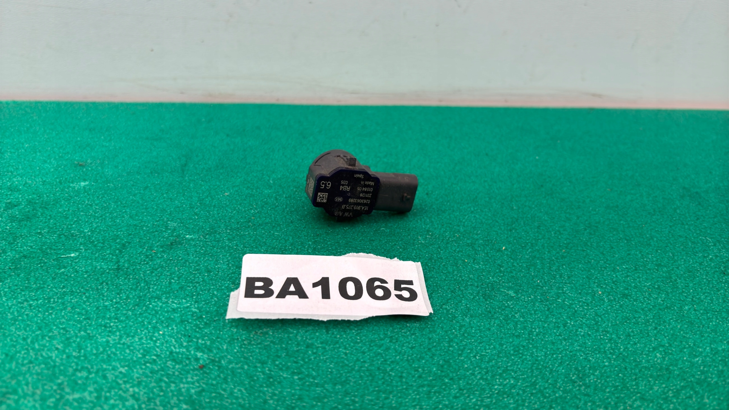 Sensor Parken PDC SREBRNY VW ID3 ID4 CUPRA BORN Q4 Q6 BA1065