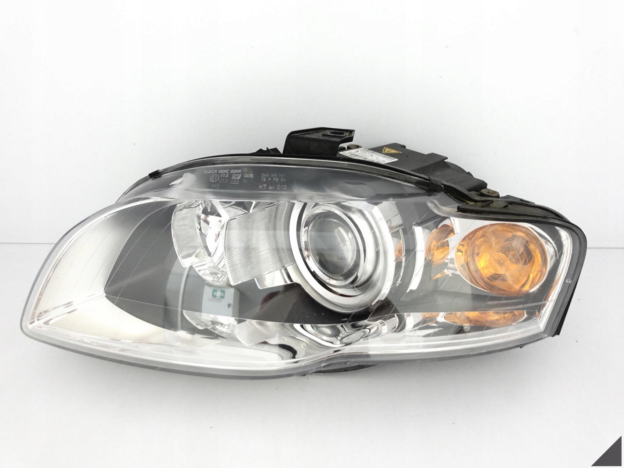 AUDI A4 S4 RS4 8E0 B7 04-08 light XENON left front EUROPA 8E0941003AM