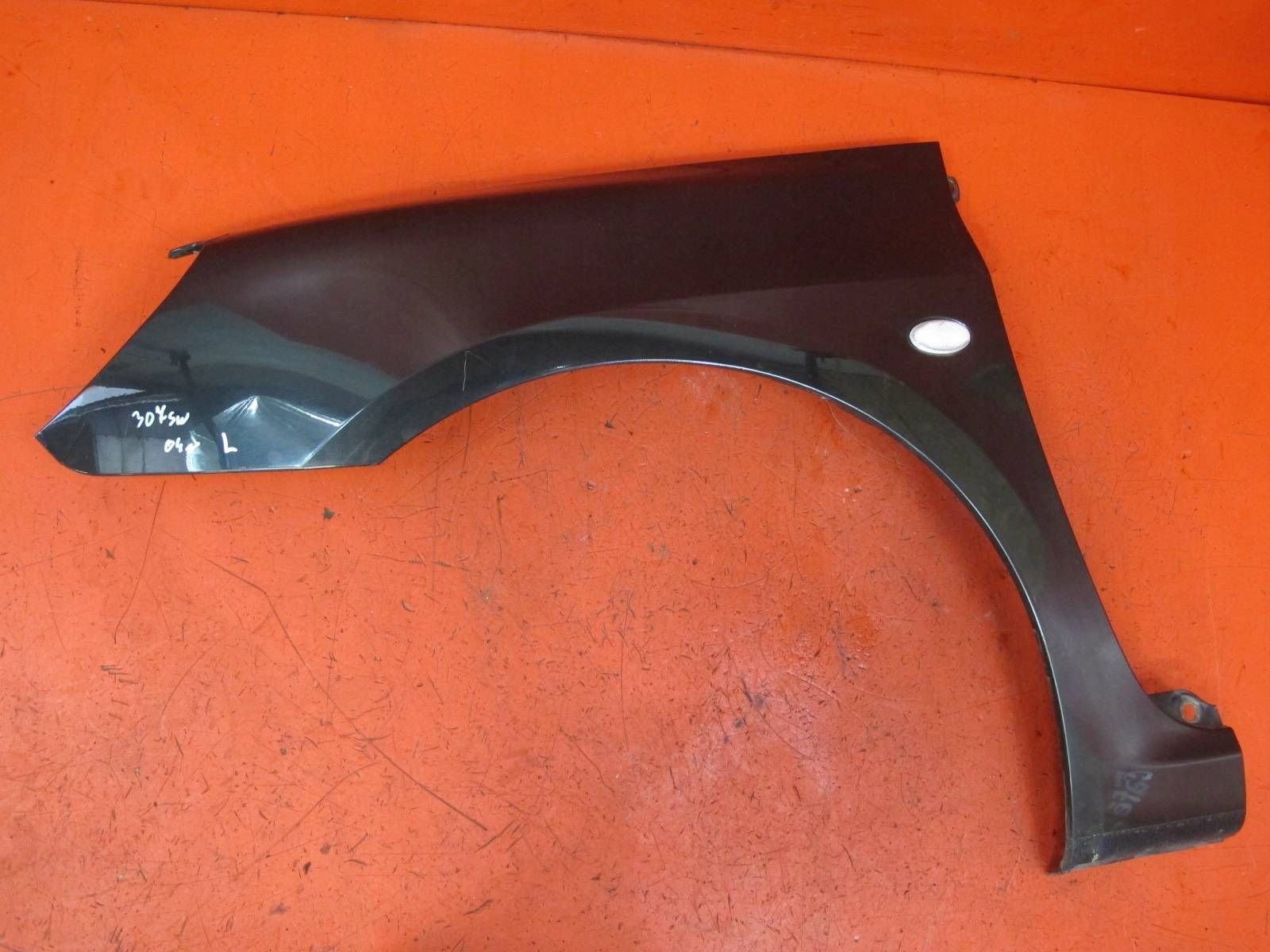 PEUGEOT 307 01-05 fender right front front black EXLD