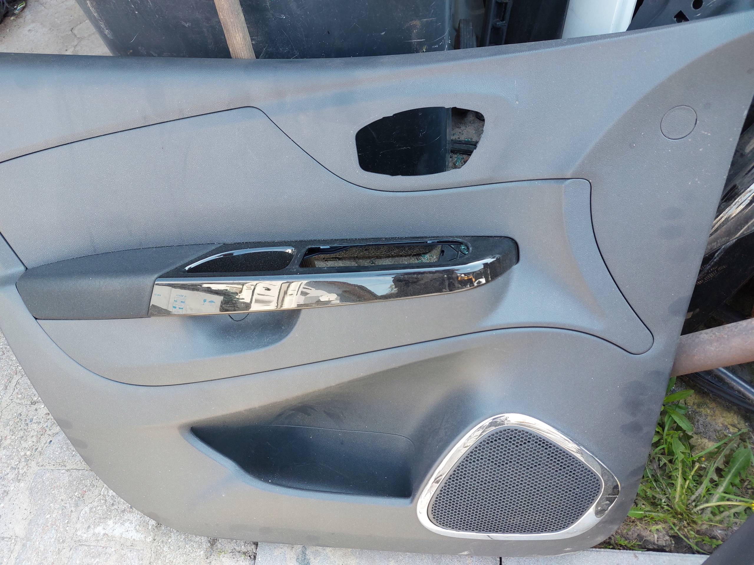 обивка карта дверная перед renault CAPTUR РЕСТАЙЛИНГ