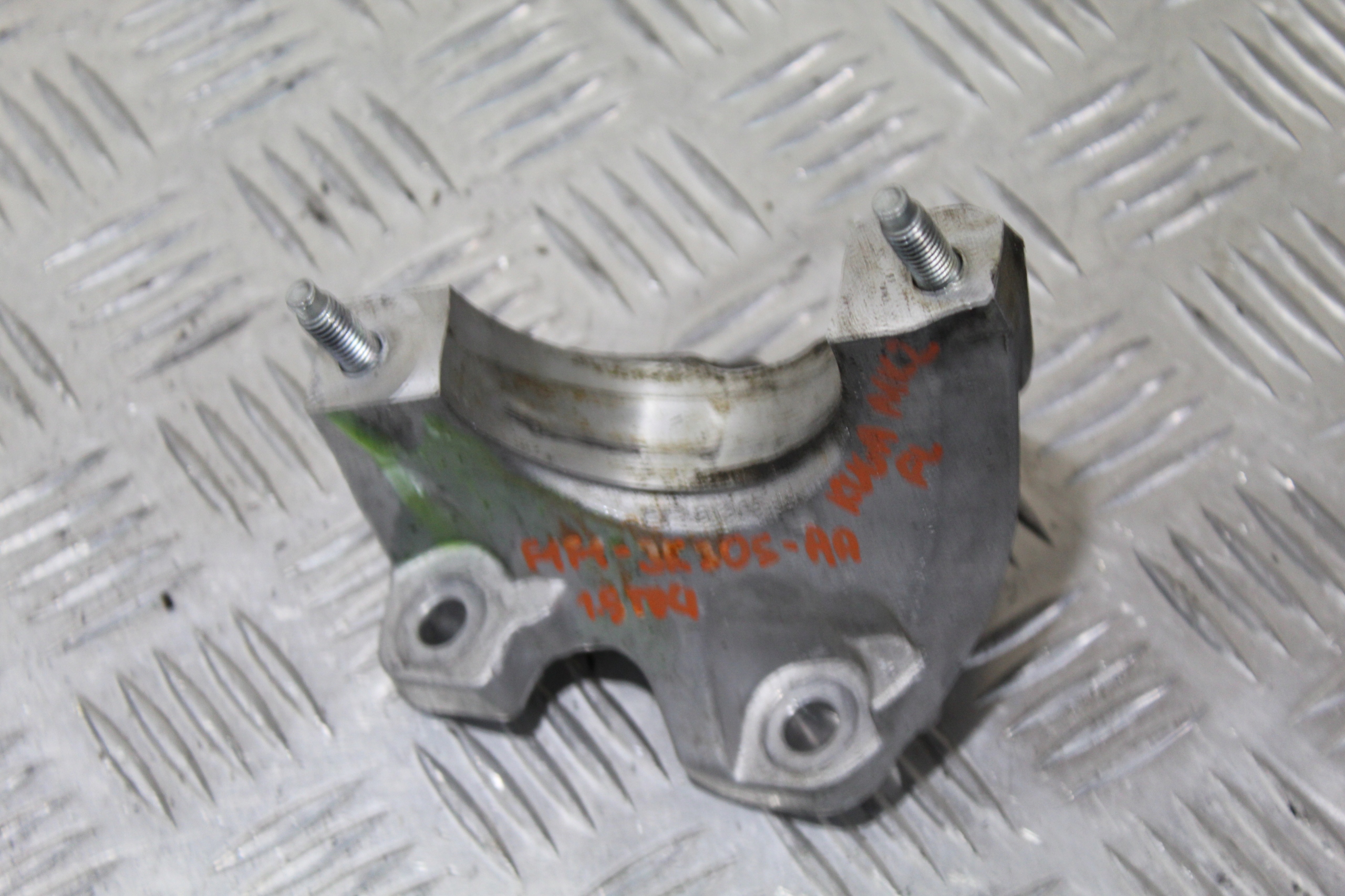 Support Demi axe FORD KUGA MK2 LIFT F1F1-3K305-AA