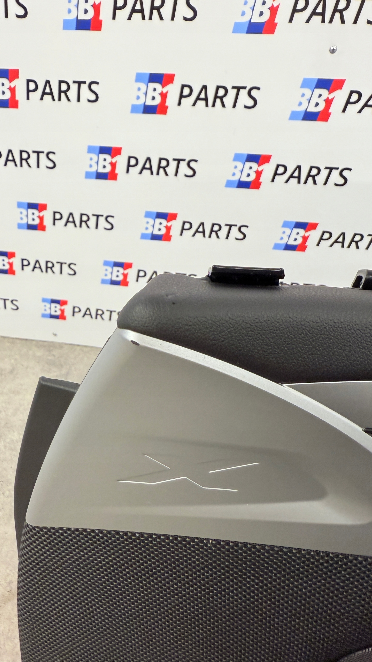 BMW G01 X3 side door PRZEDNICH right front MATERIAL EUROPA