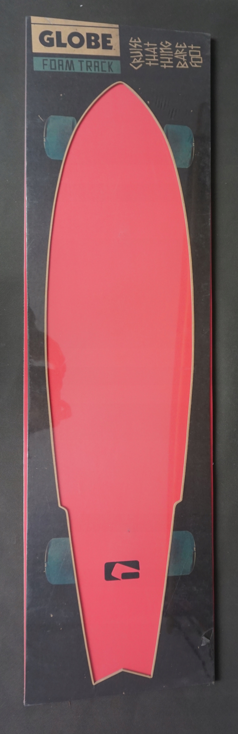 Grip do longboarda piankowy Globe 99x28 cm. EAN (GTIN) 27925721467215