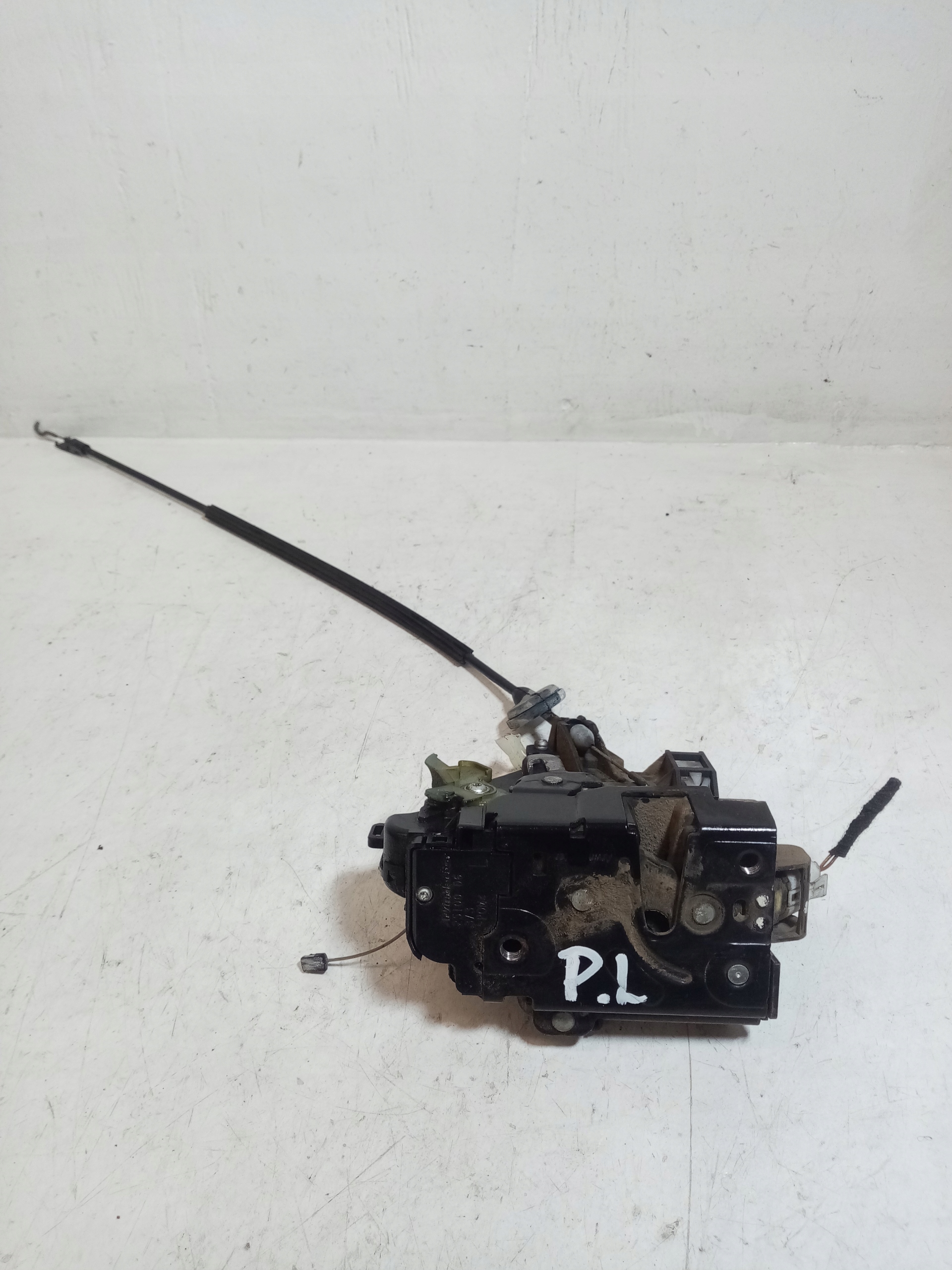 lock door left front VOLKSWAGEN CADDY 3