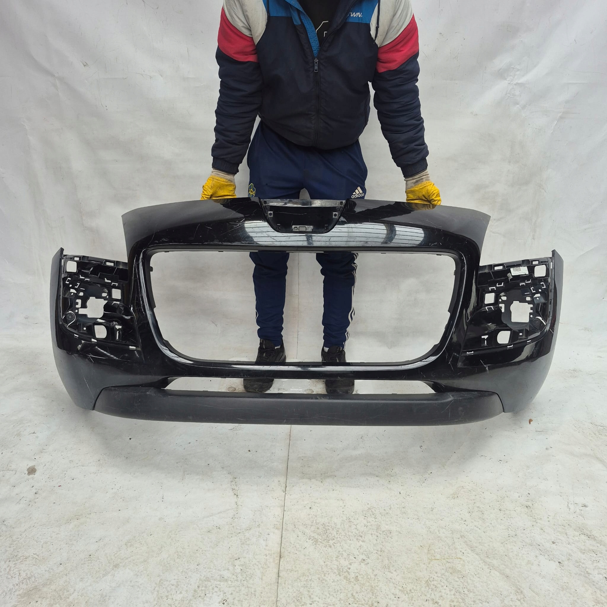 PEUGEOT 3008 and 1 09-13 bumper front front 9684345077