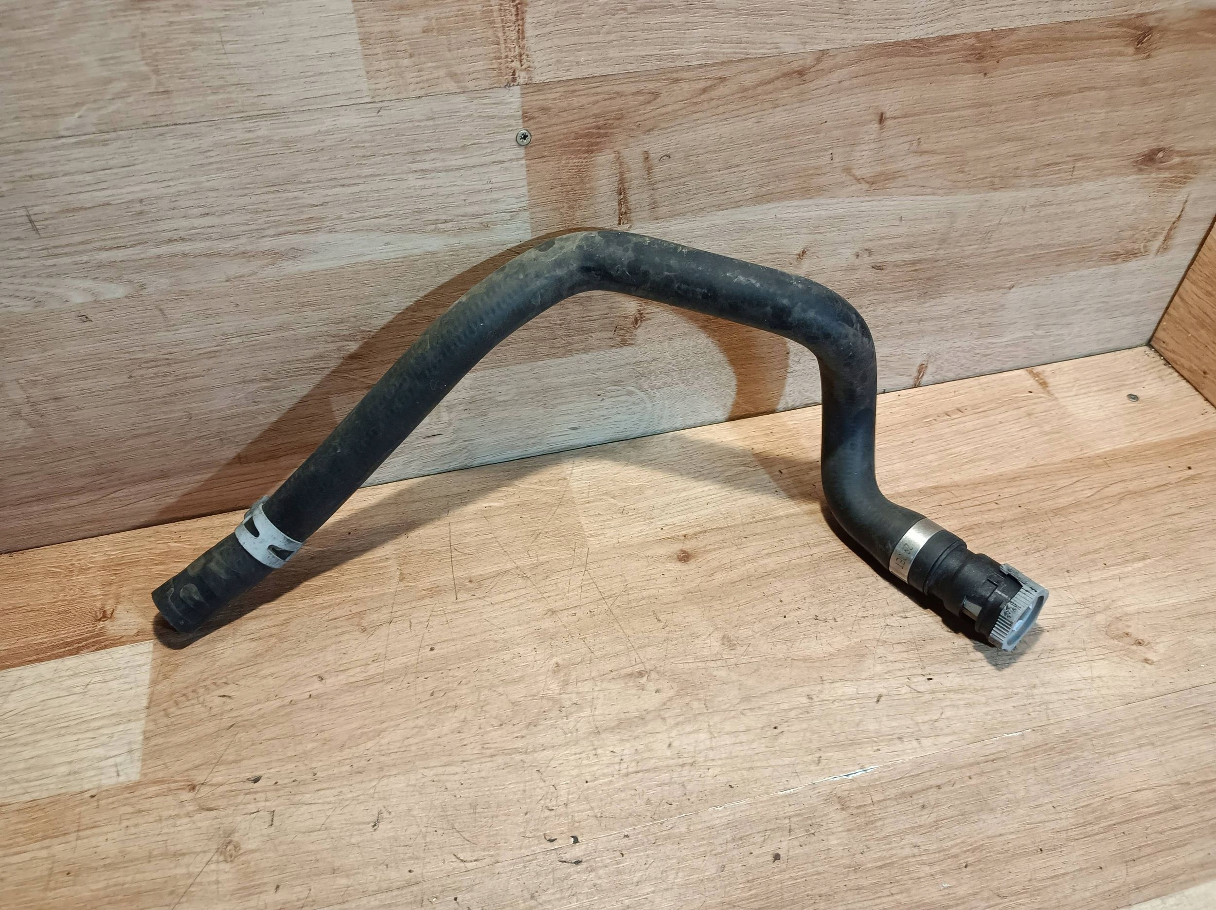 wiring / hose radiator Volvo V40 d2 1.6 D 2014 31319142