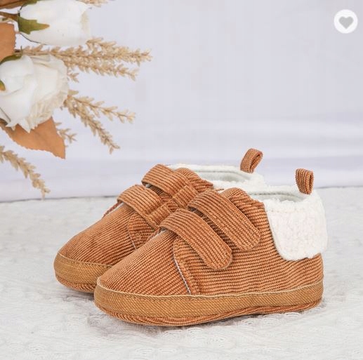 Trampki Buciki niemowlęce 6-12 niechodki rozm 19 Bohater brak