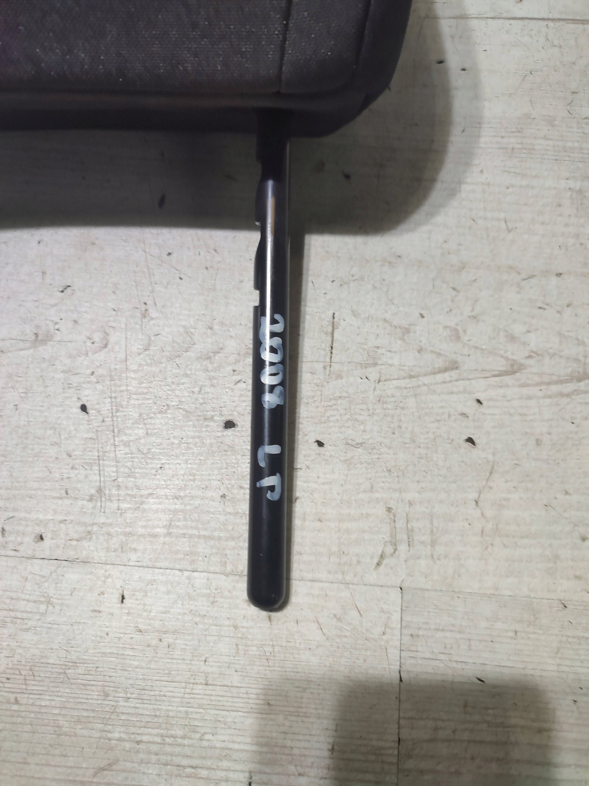 Peugeot 2008 II 2020 front side left rest seat of the front