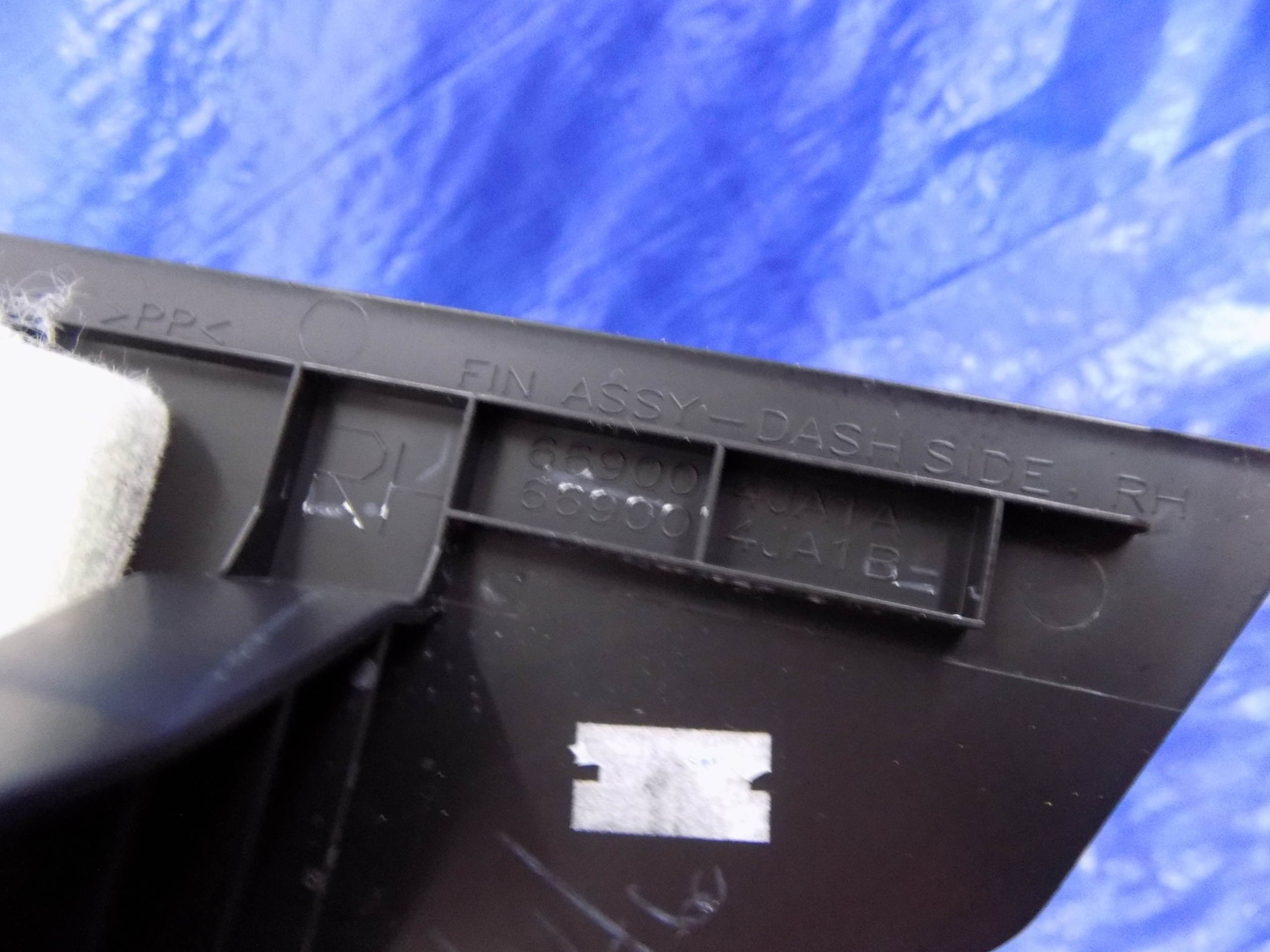 Blende Abdeckung DER SCHWELLE rechts vorne NAVARA NP300 D23 ALASKAN