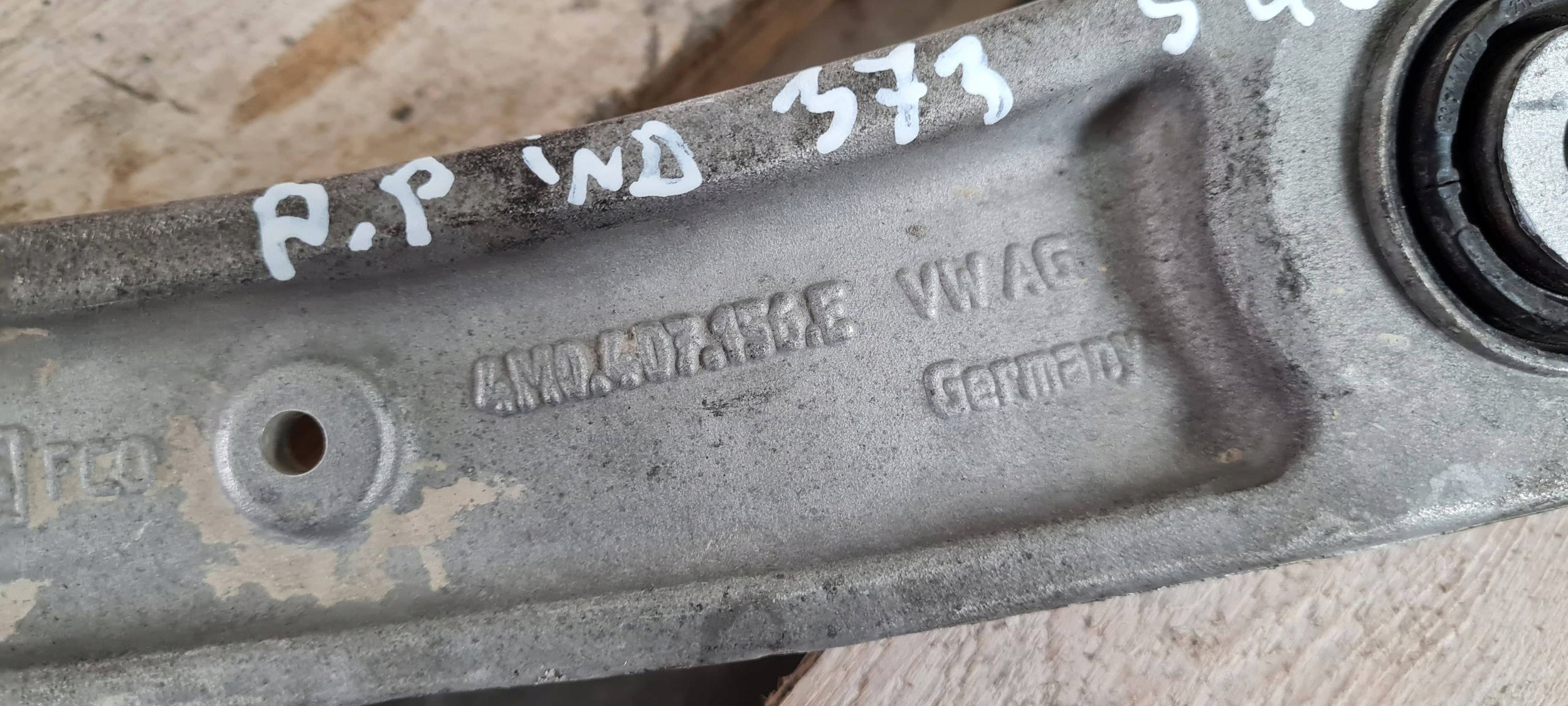 SQ8 4M RSQ8 Q8 arm right front front 4M0407156E SQ7 4M Q7