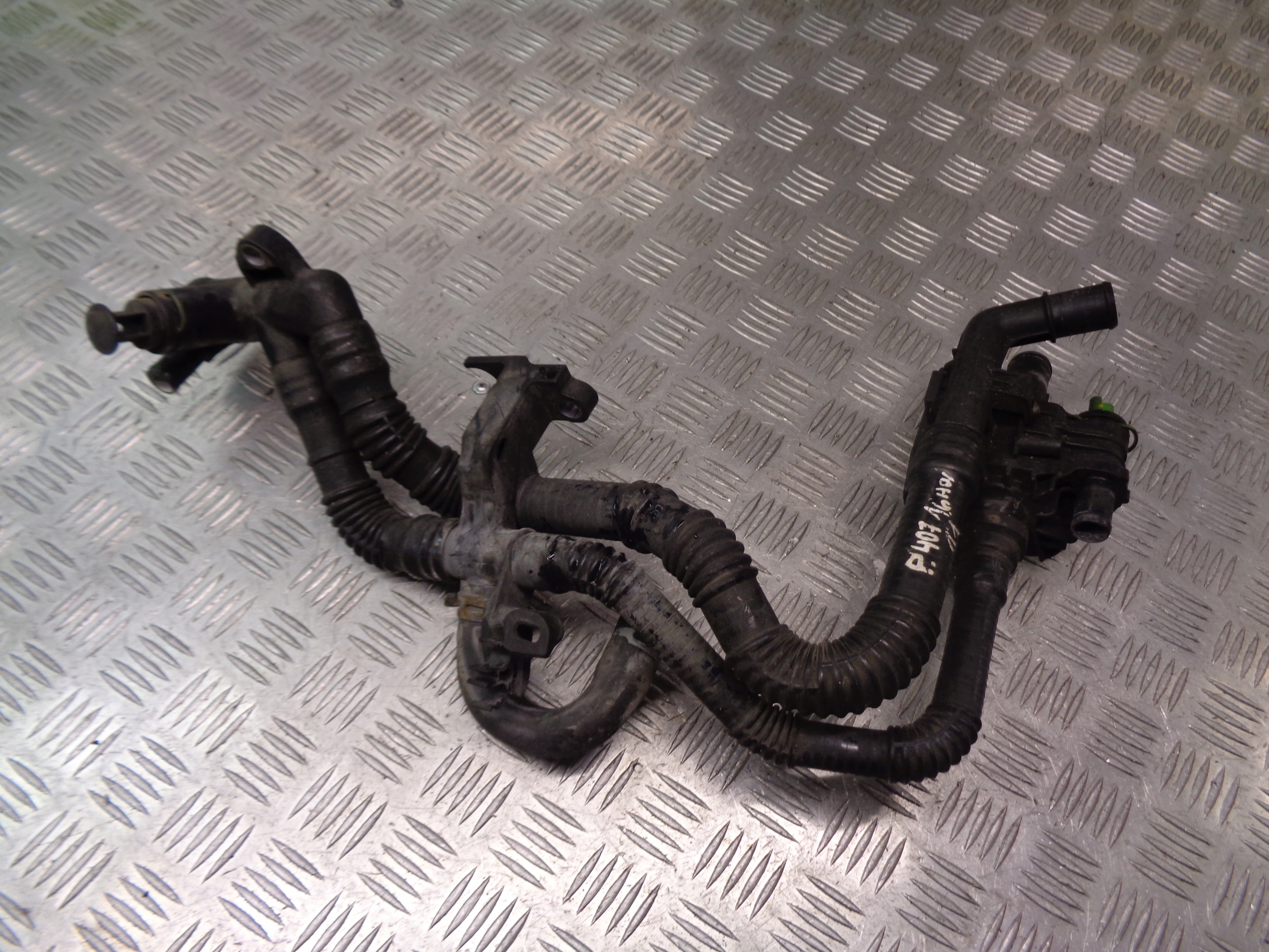 OBUDOWA TERMOSTATU PEUGEOT 407 1.6 HDI