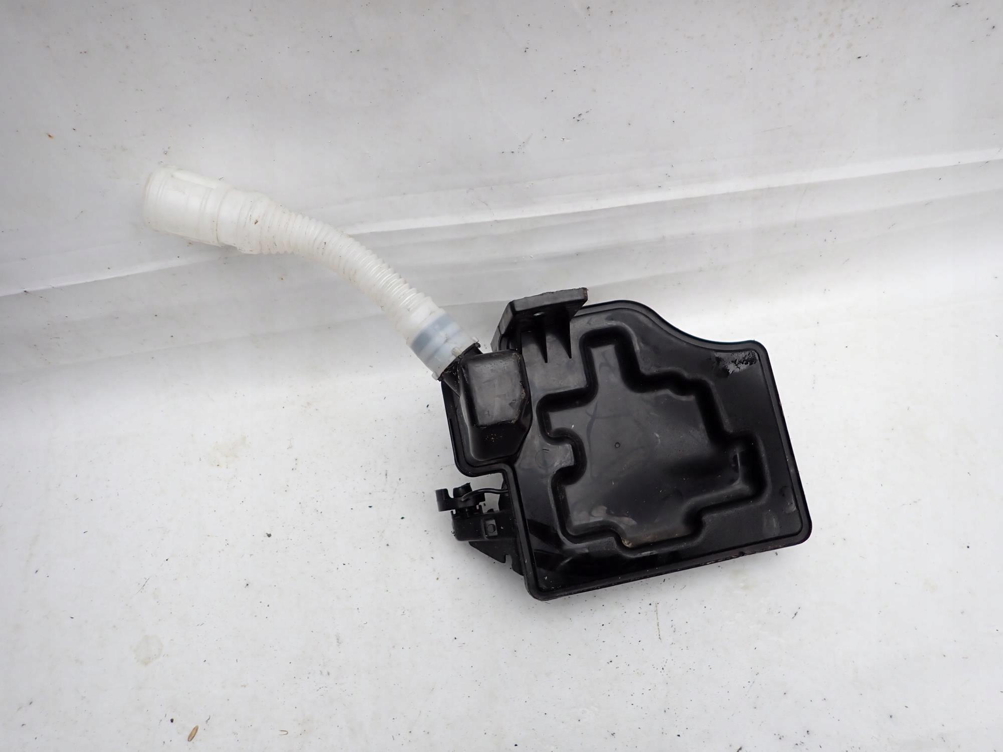 VW POLO V 5 6R 6C 09-17 Behälter Spritzdüse