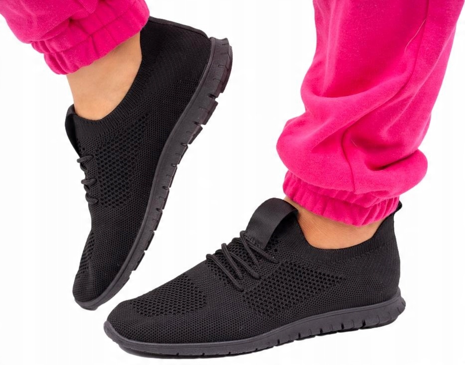 

Czarne buty sportowe damskie Ruun 40