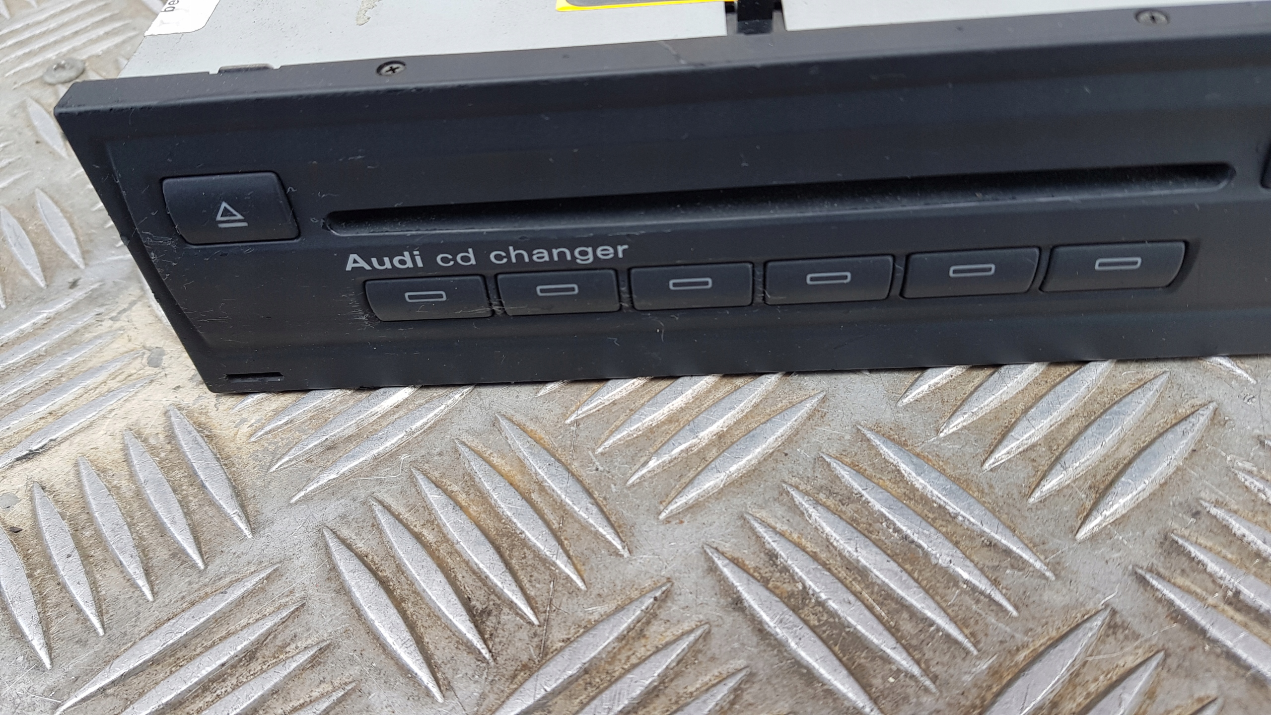 AUDI A4 B6 A6 C5 changer PLYT CD 4E0035111