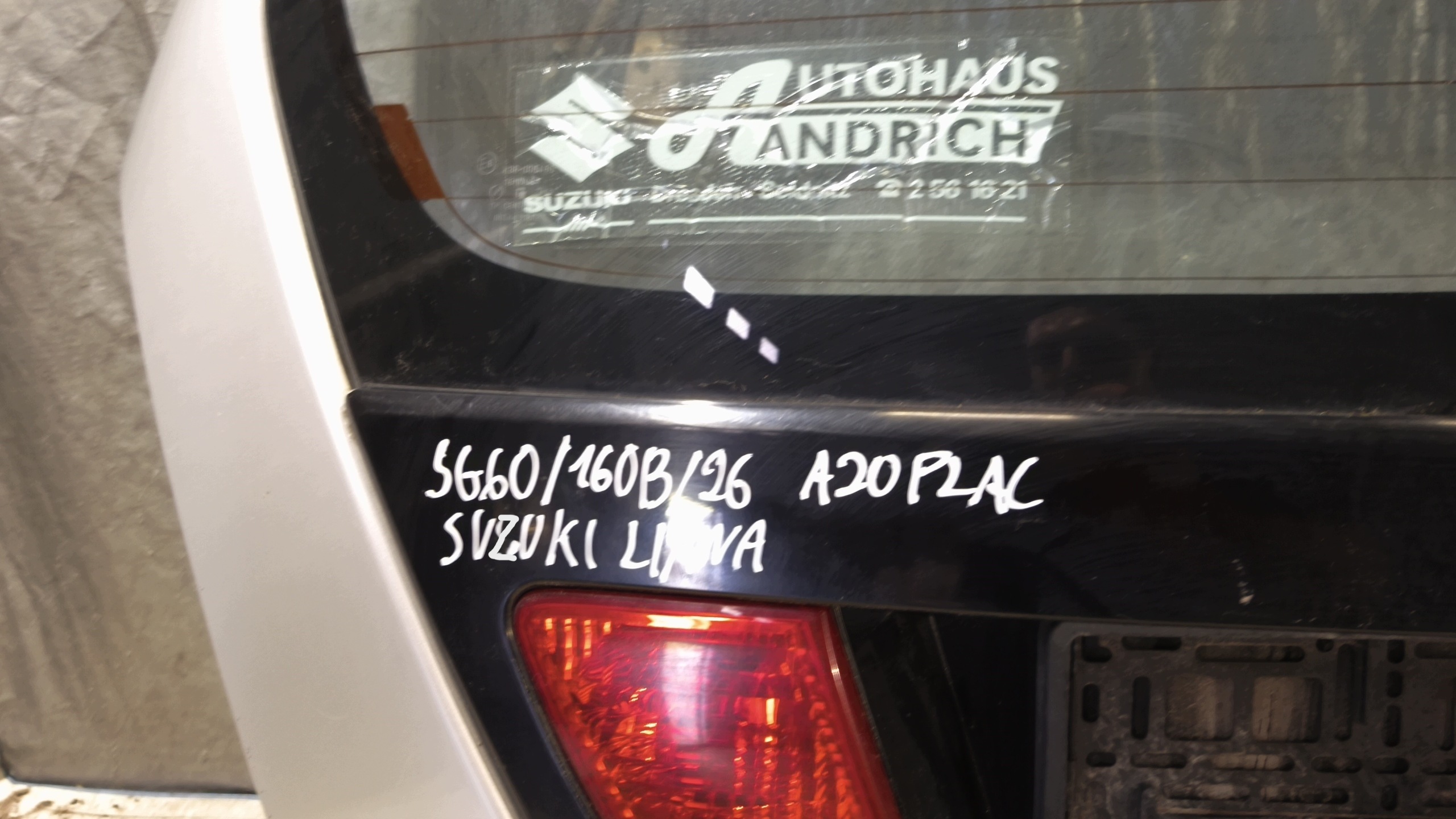 trunk door boot SUZUKI LIANA